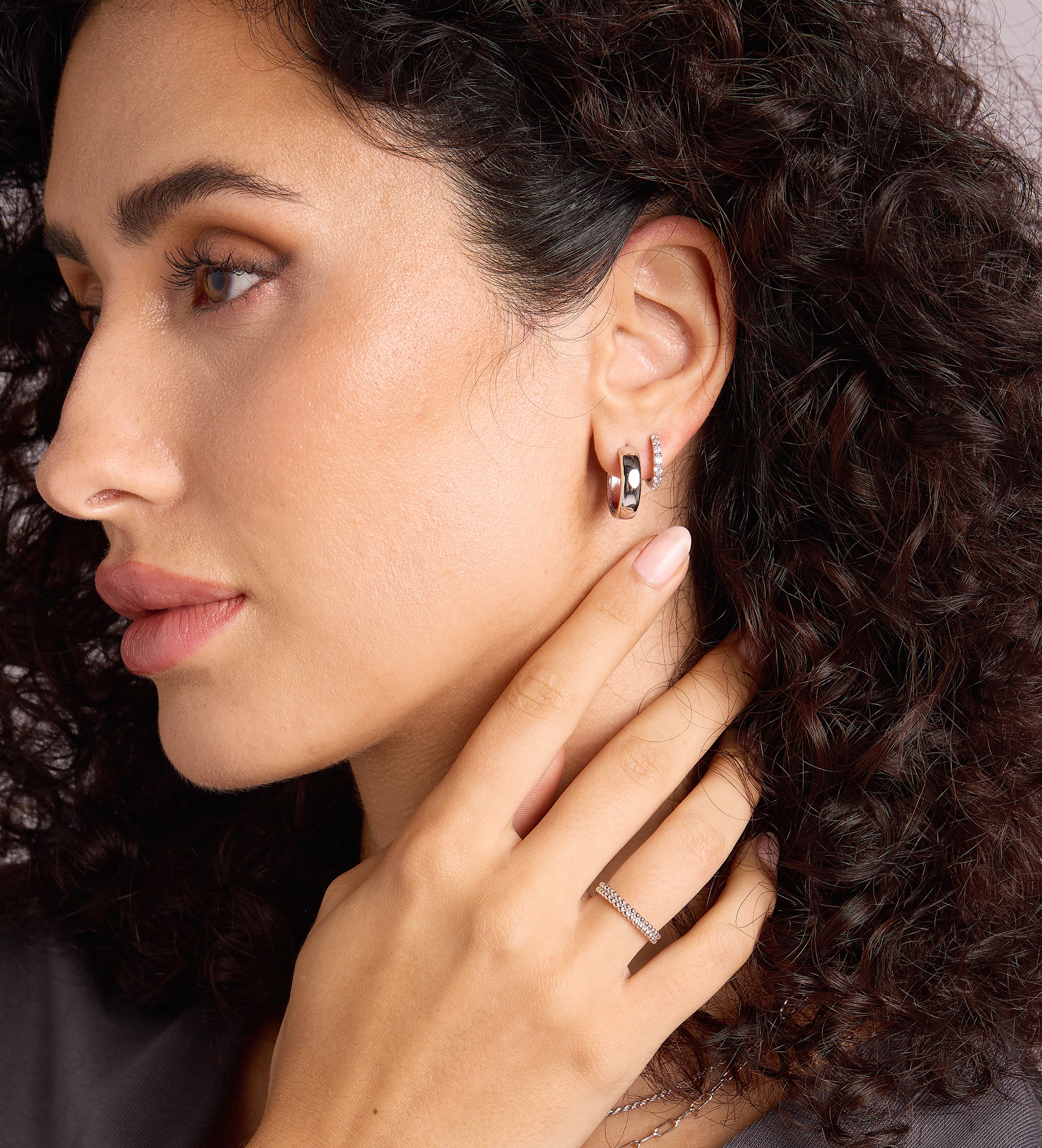 Bold Medium Hoops in Silver