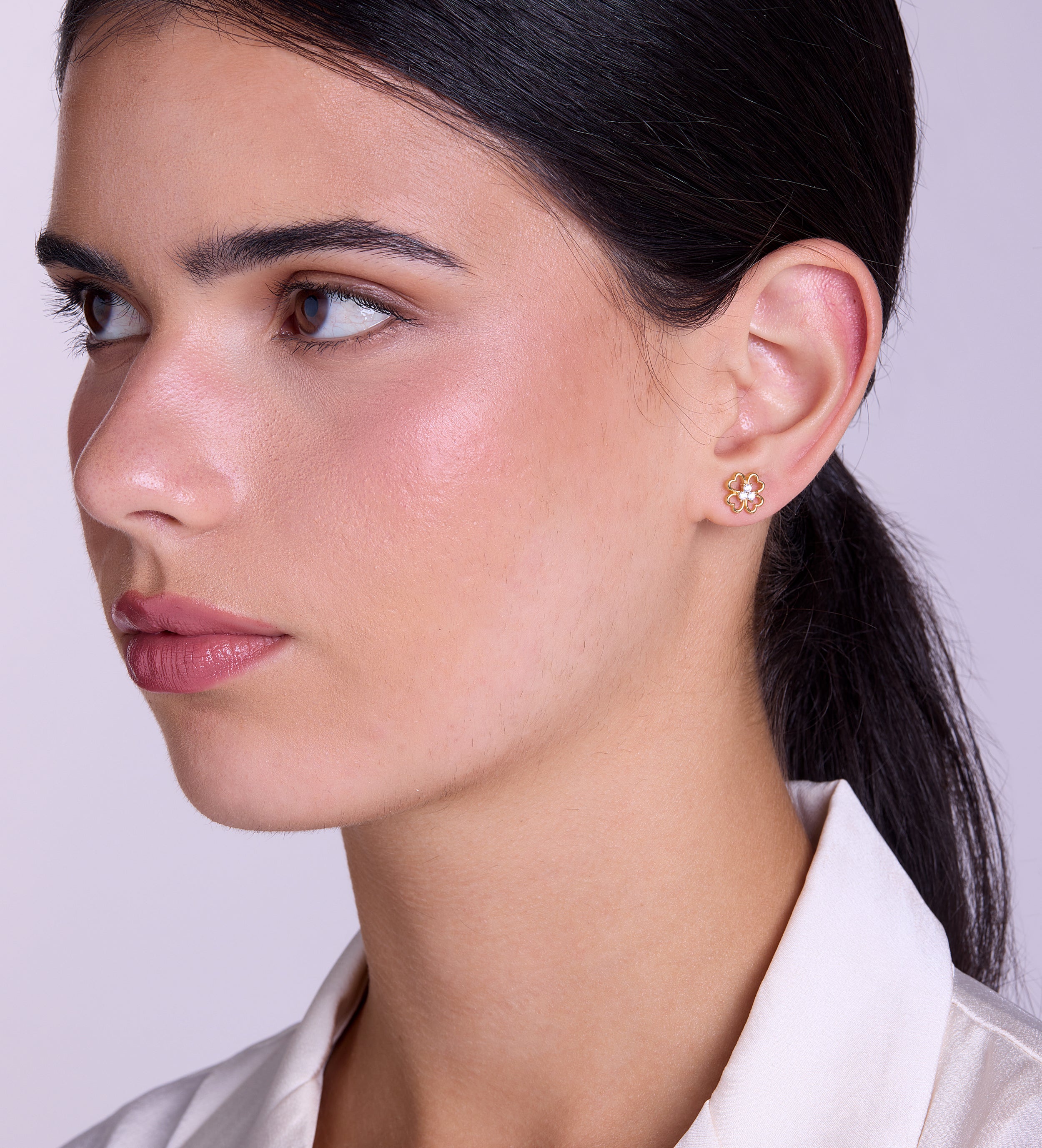 Clover Earrings in Gold