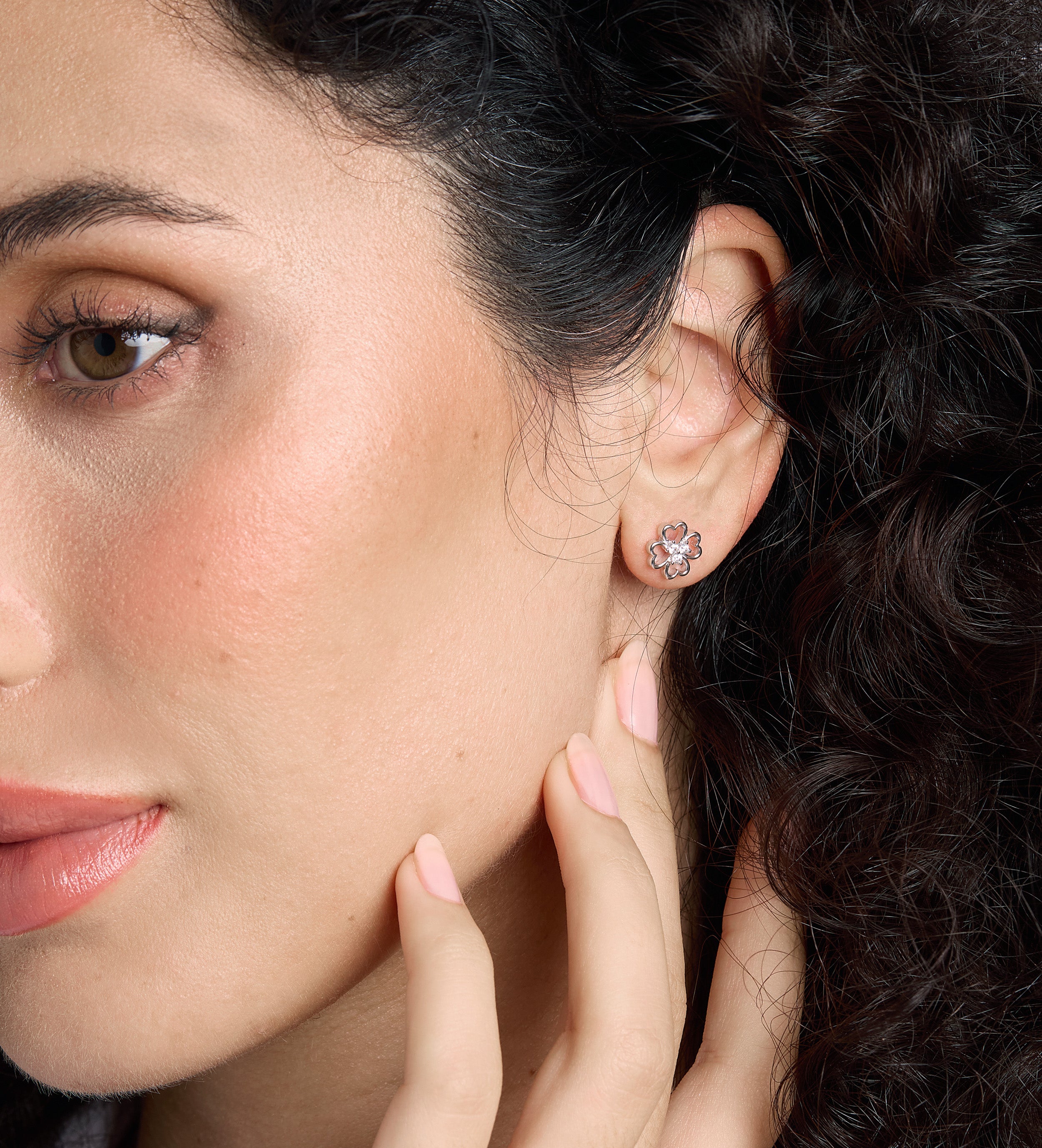 Clover Earrings in Silver