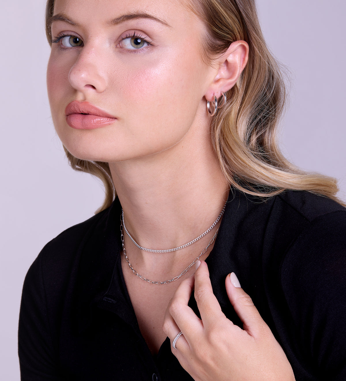 Tube Medium Hoops in Rhodium Plating on 925 Silver - Ash & Harry