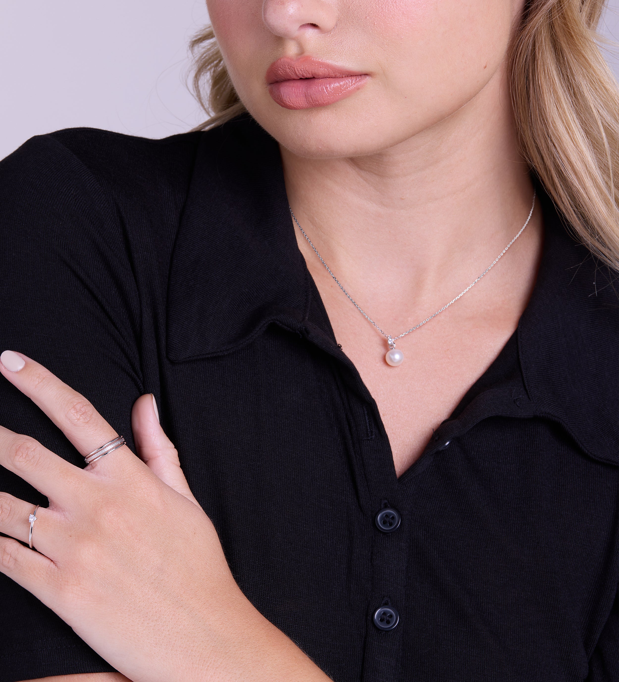 Pearl Pendant Necklace in Silver