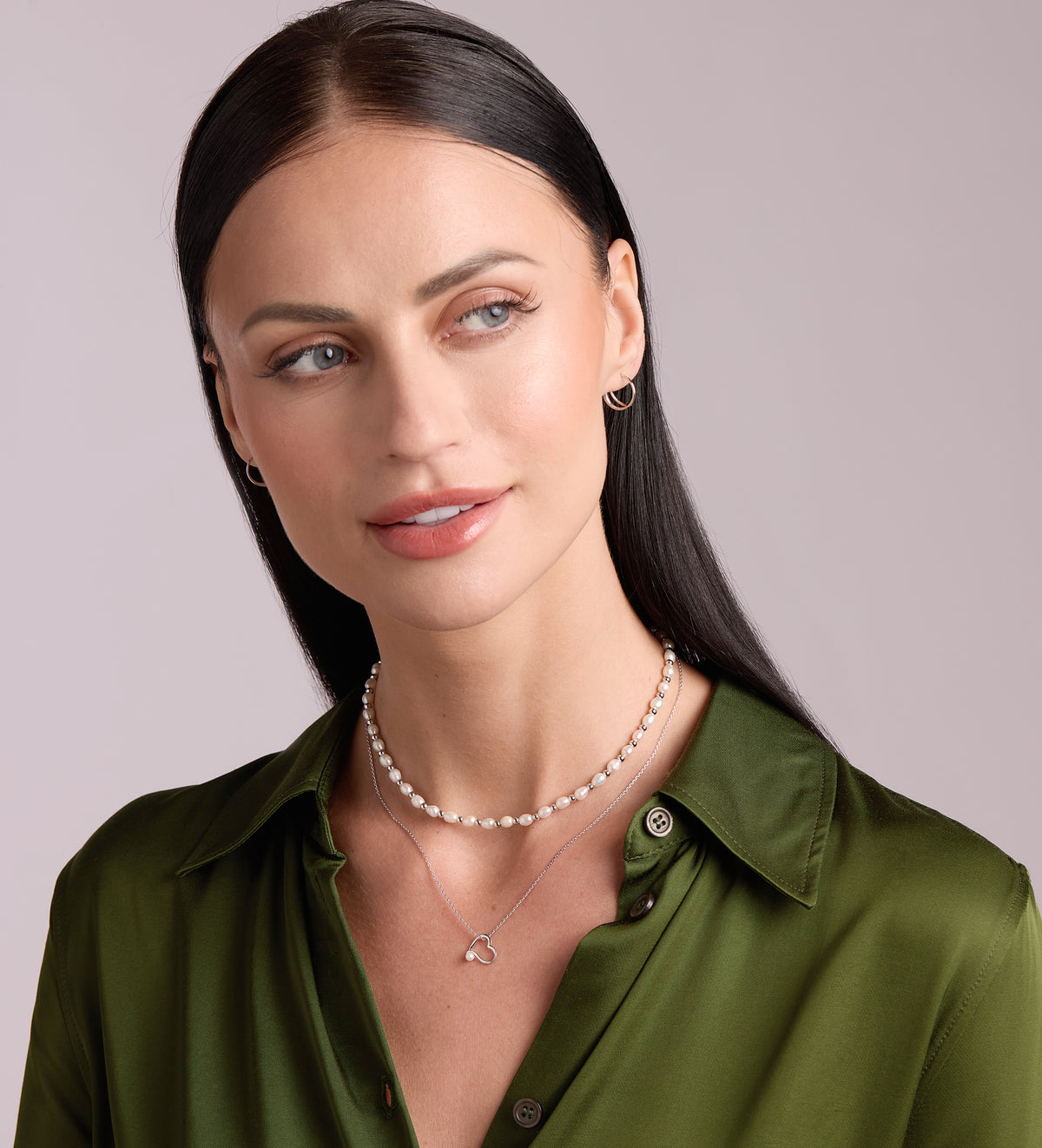 Pearl Heart Embrace Necklace in Rhodium Plating on 925 Silver - Ash & Harry