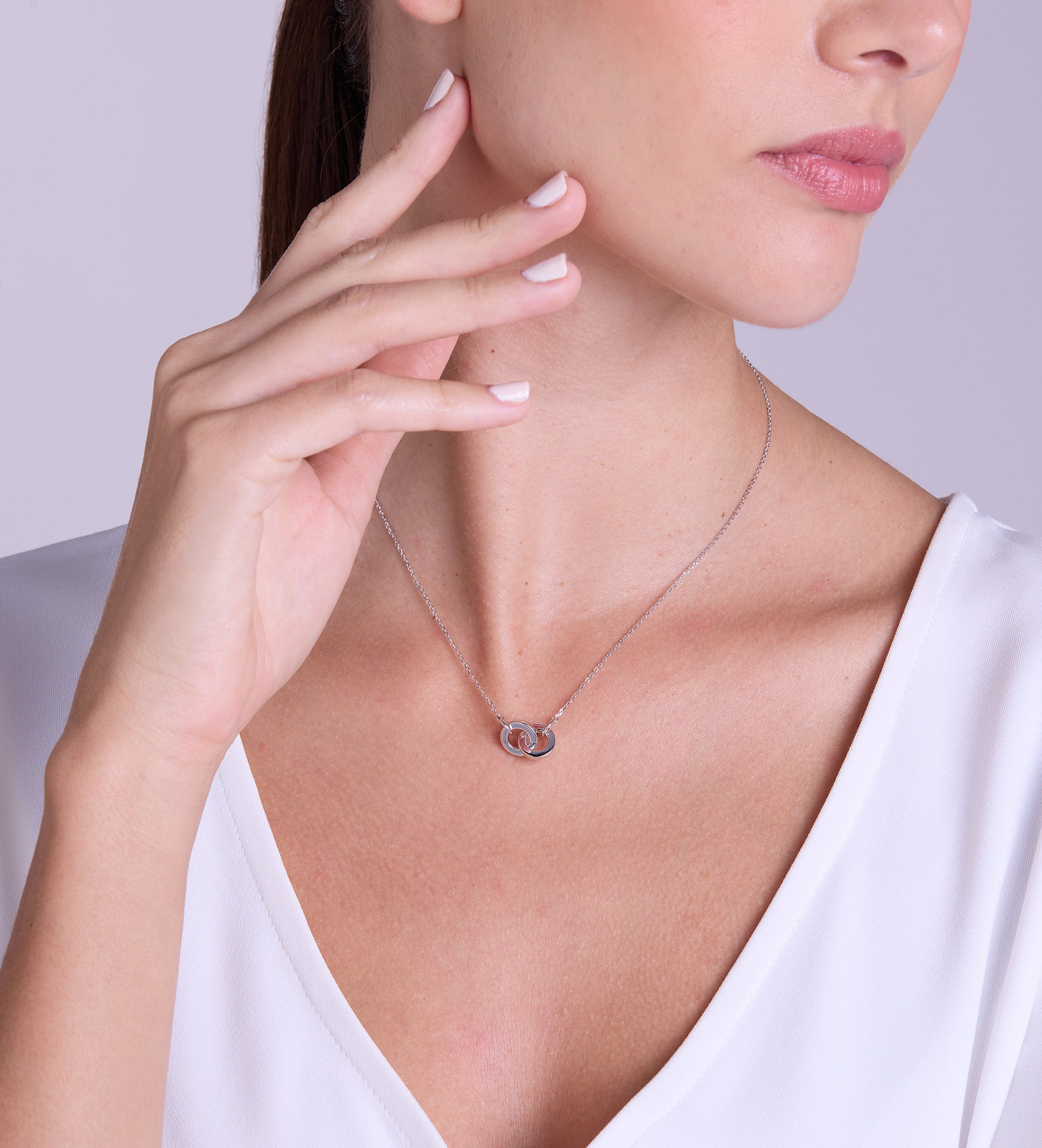 Two Rings Necklace in Silver