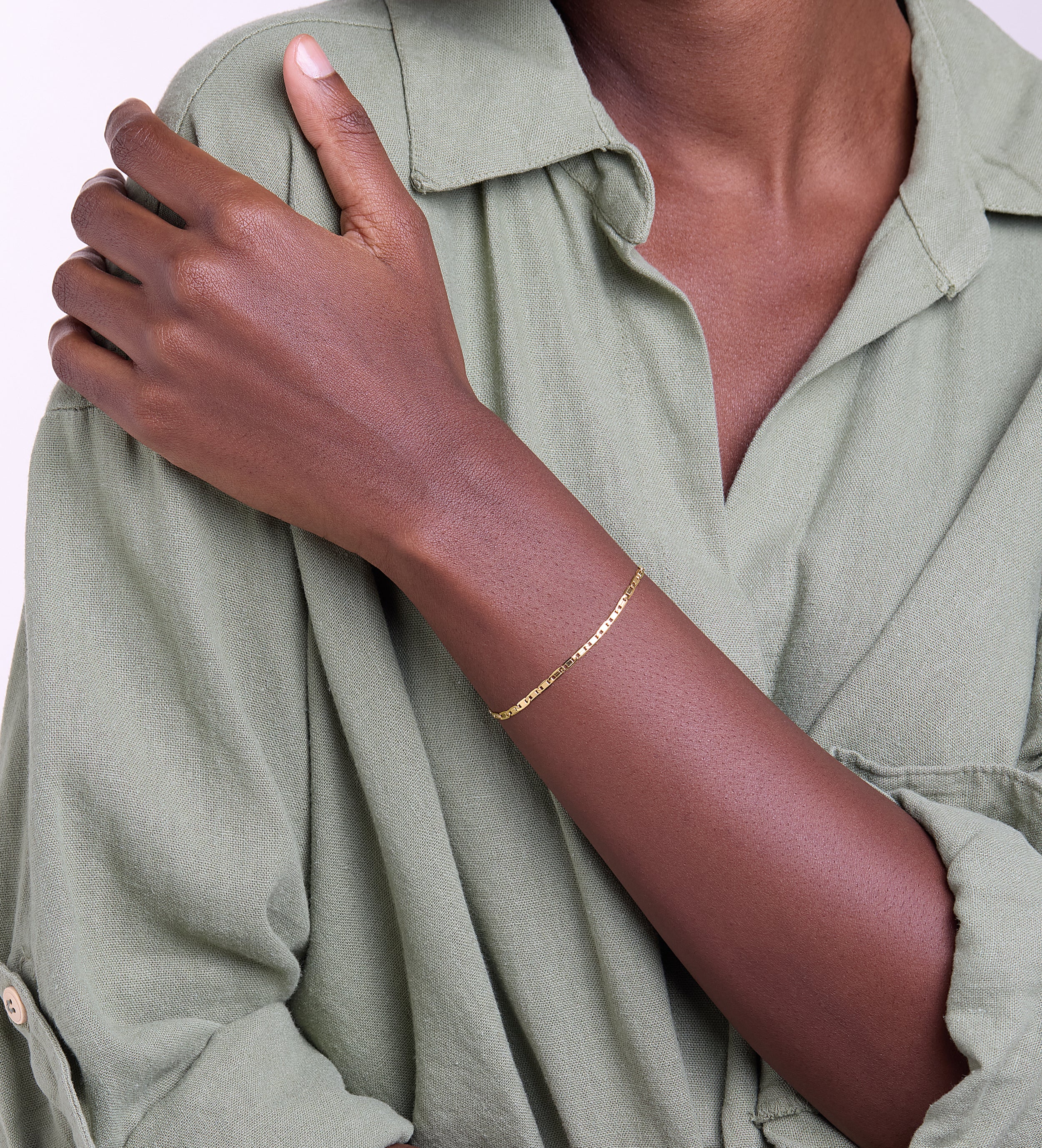 Anchor Chain Bracelet in Gold