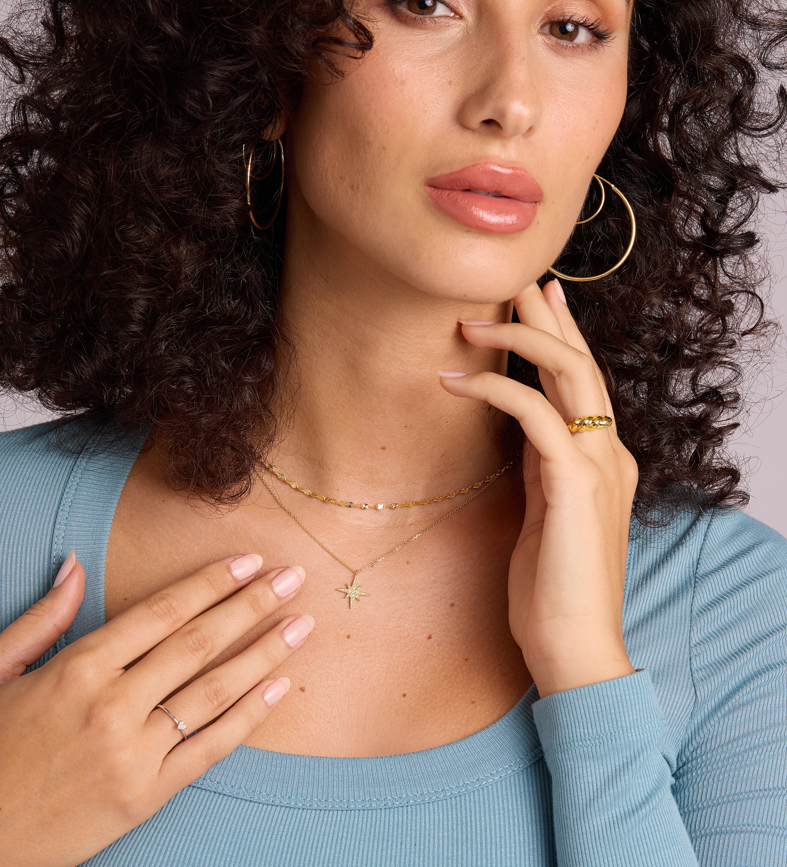 Flutter Chain Choker in Gold