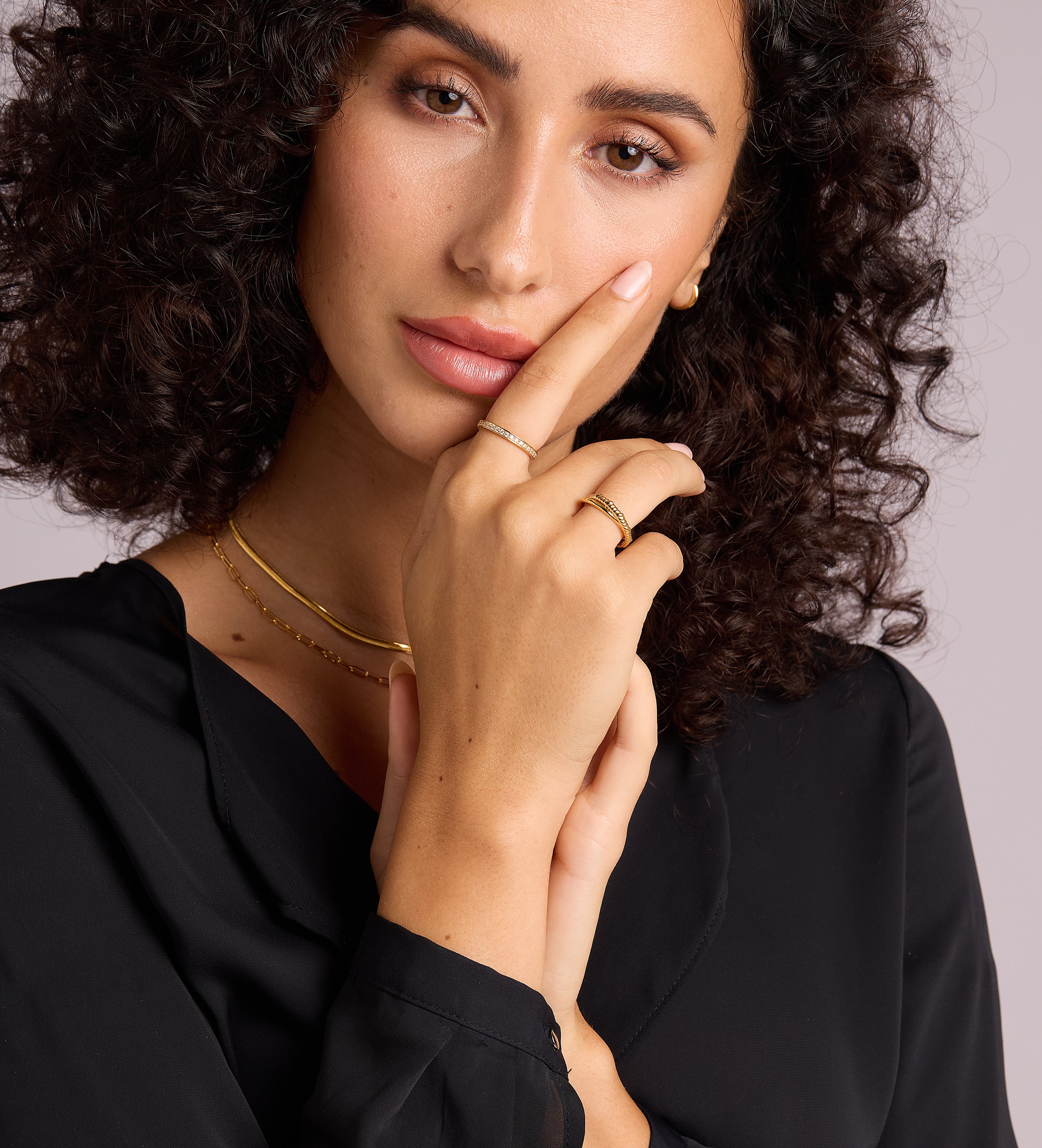 Half Infinity Band in Gold