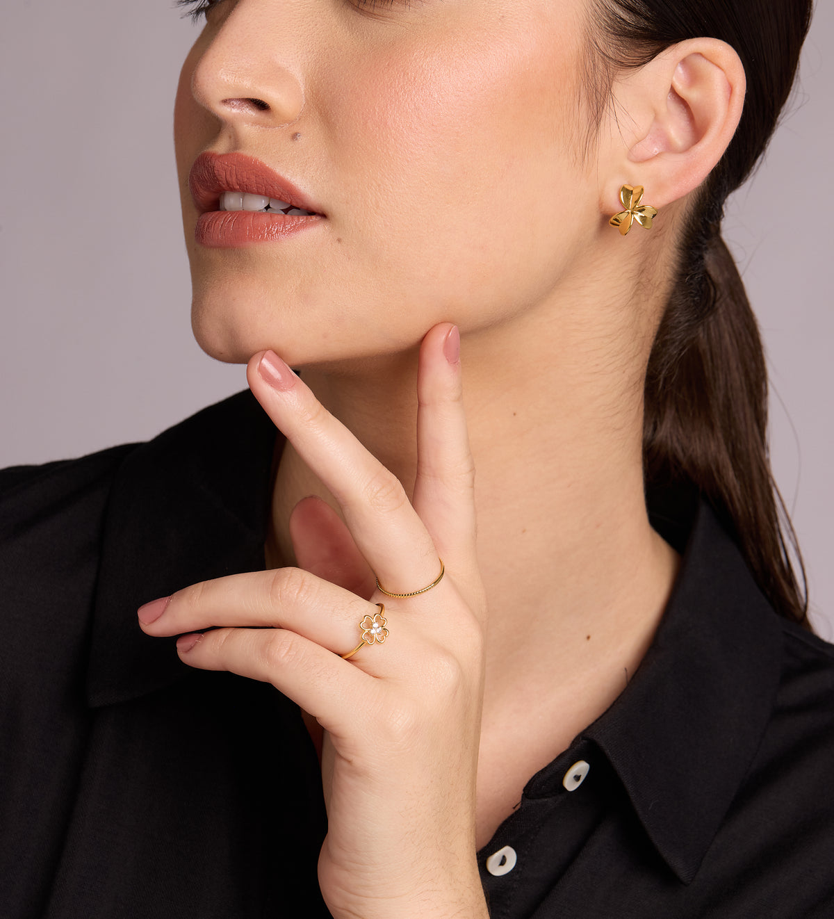 Twist Ring in 18k Gold Plating on 925 Silver - Ash & Harry