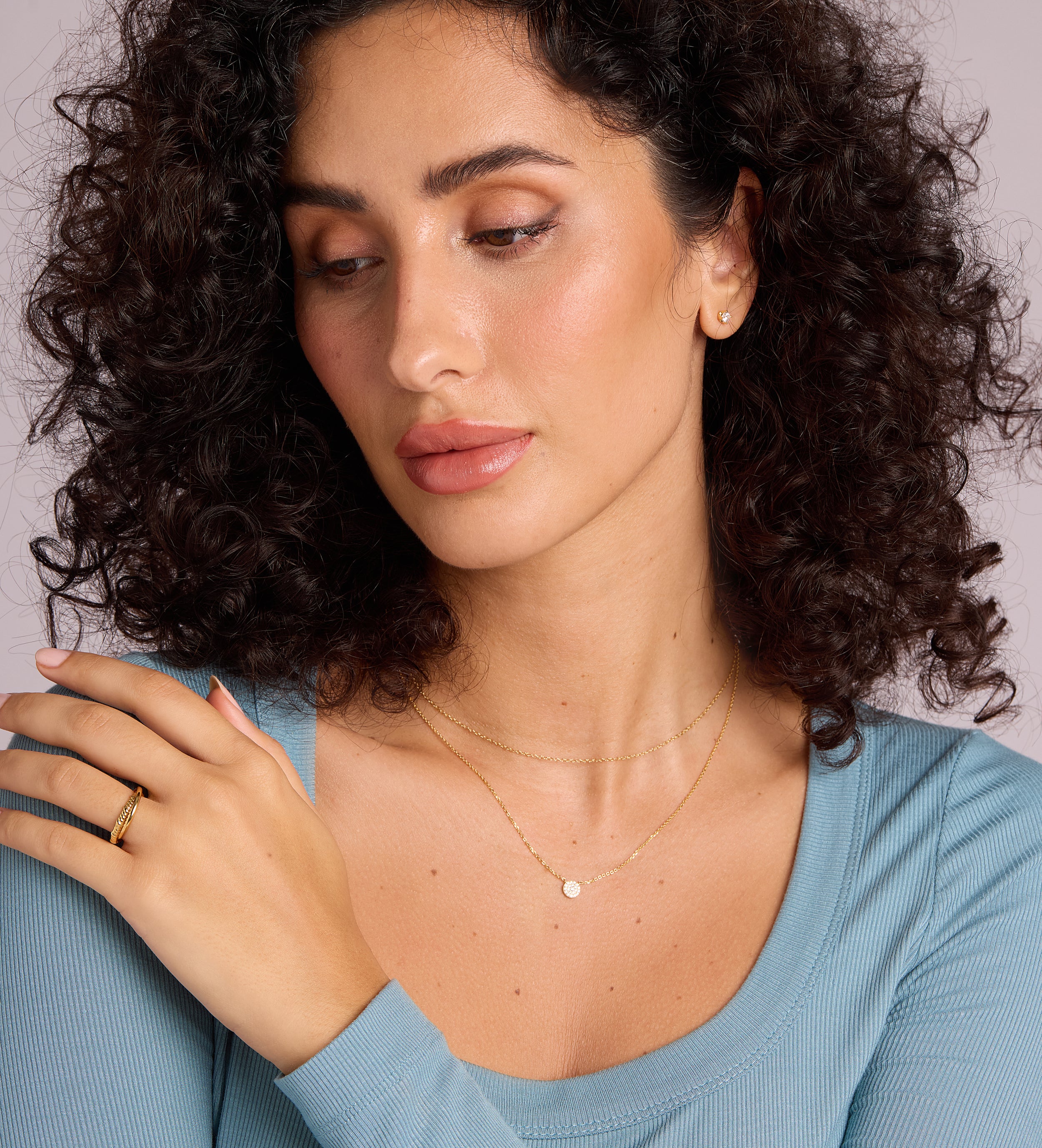 Round Pave Cluster Necklace in Gold