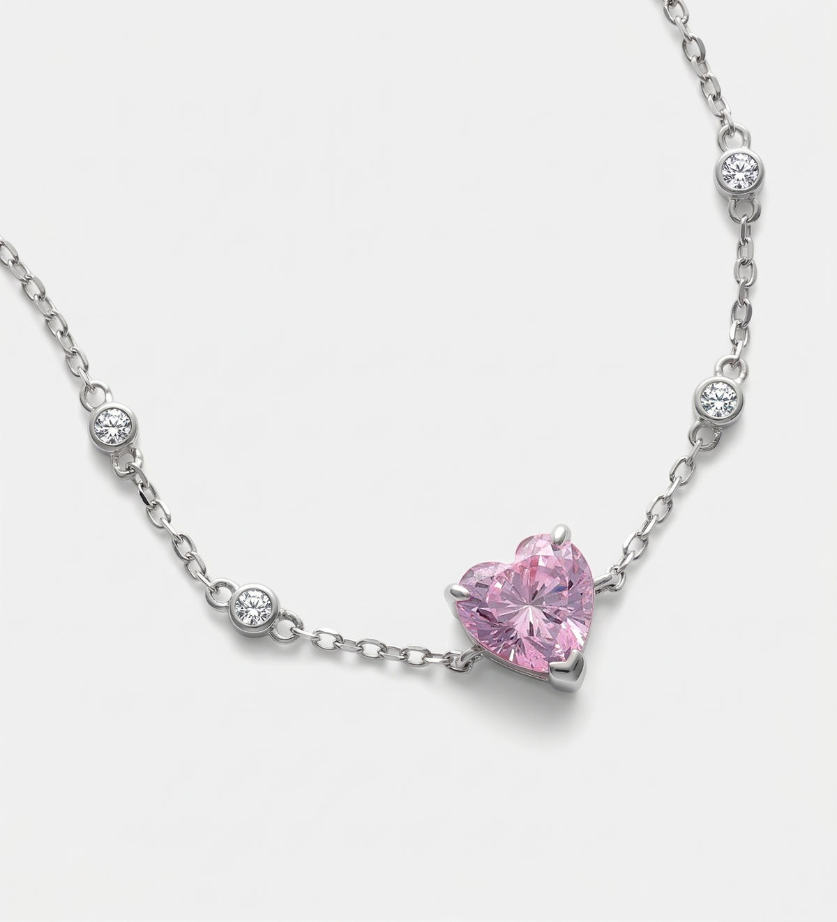 Blushing Heart Bracelet in Rhodium Plating on 925 Silver - Ash & Harry