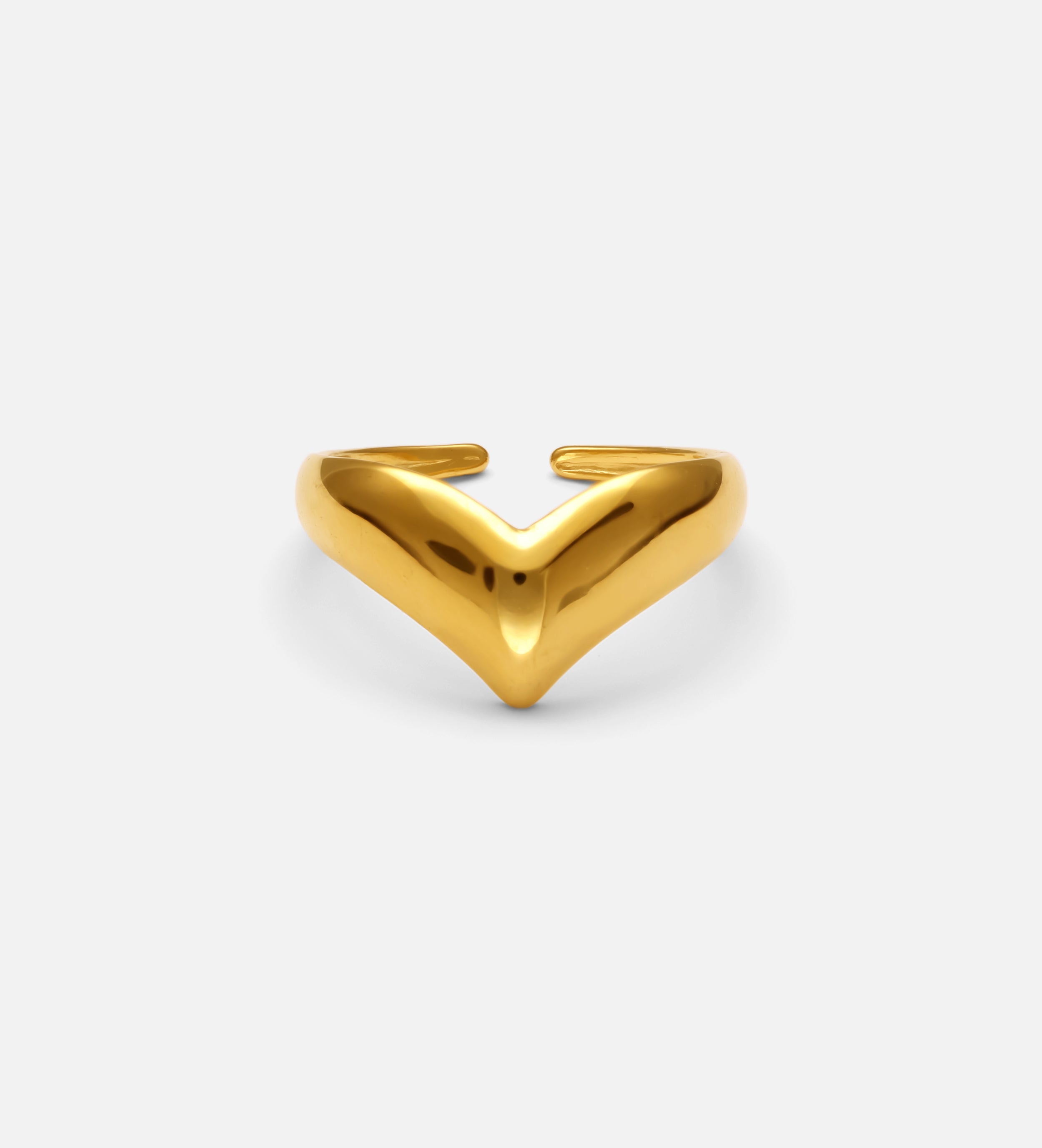 Bold Chevron Ring in Gold
