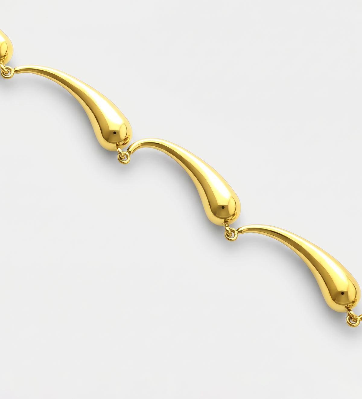 Dew Drop Chain Bracelet in Gold - Ash & Harry