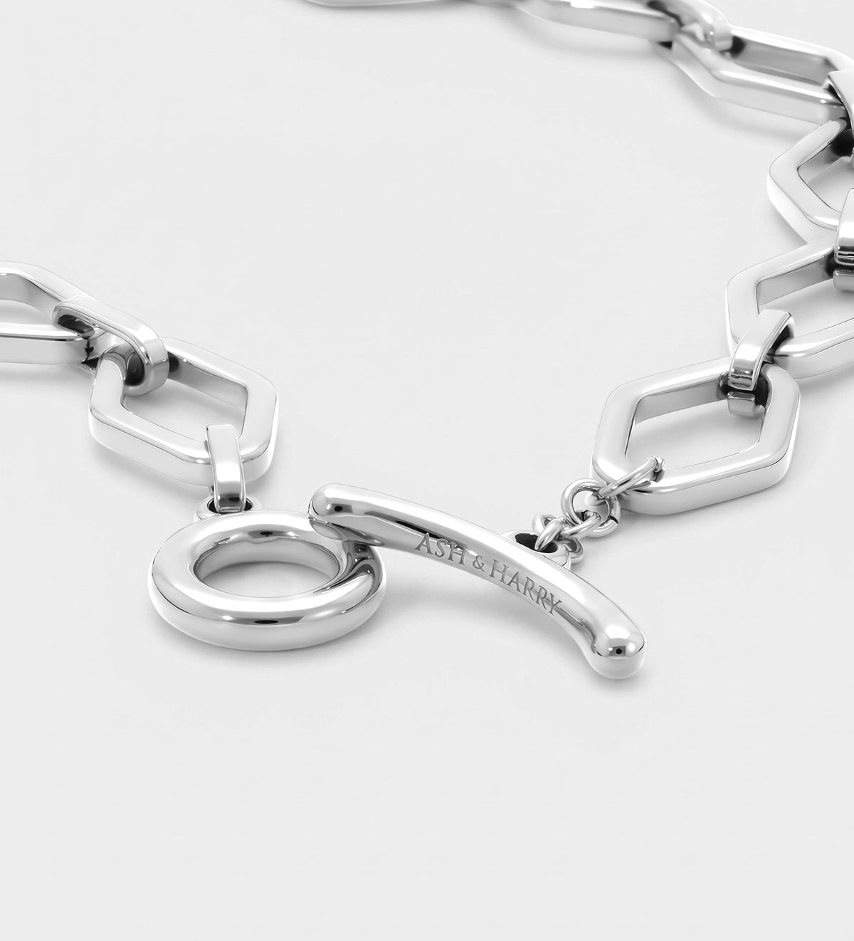 Geo Toggle Necklace in Silver - Ash & Harry