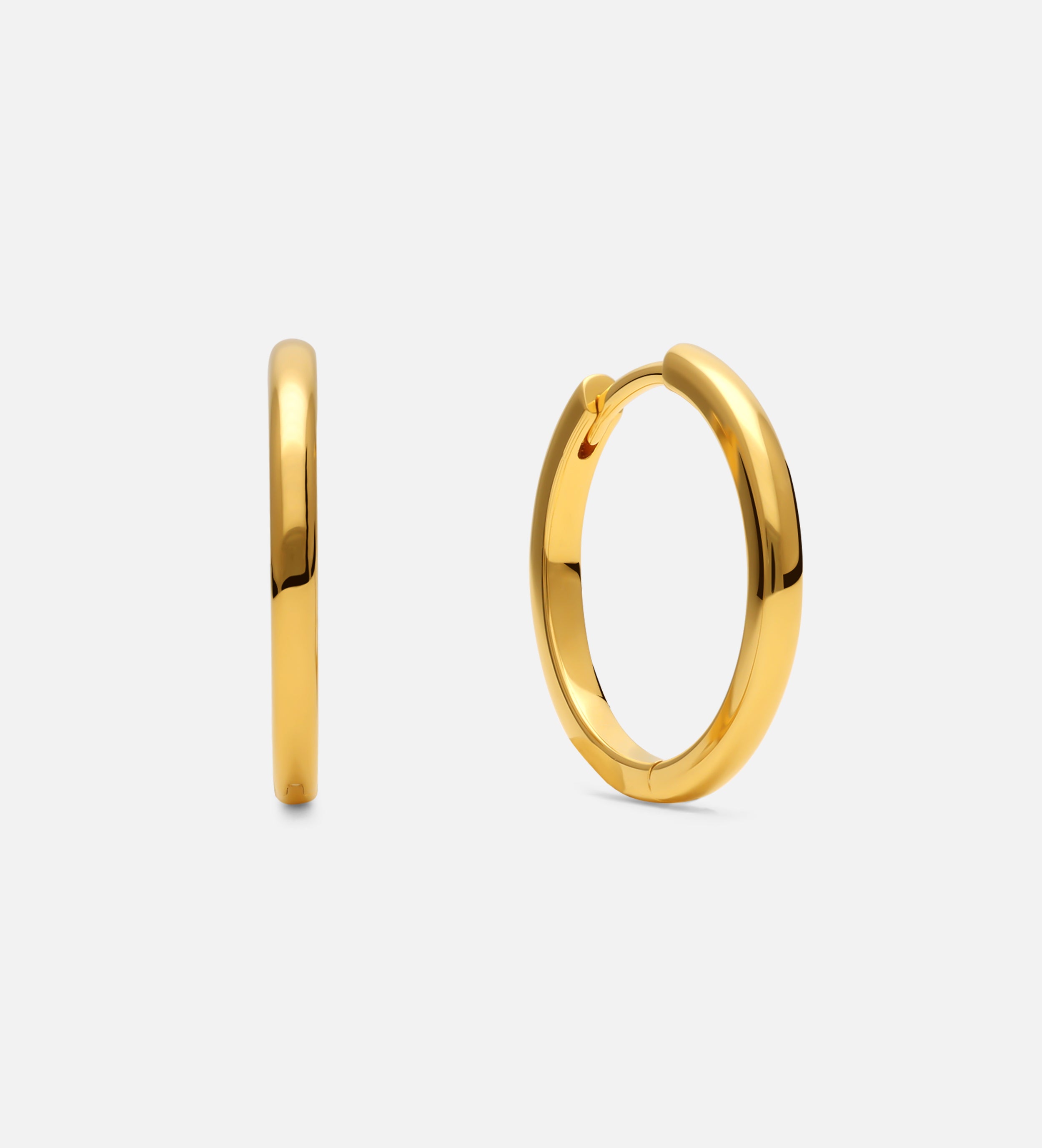 Classic Large Hoops in Gold
