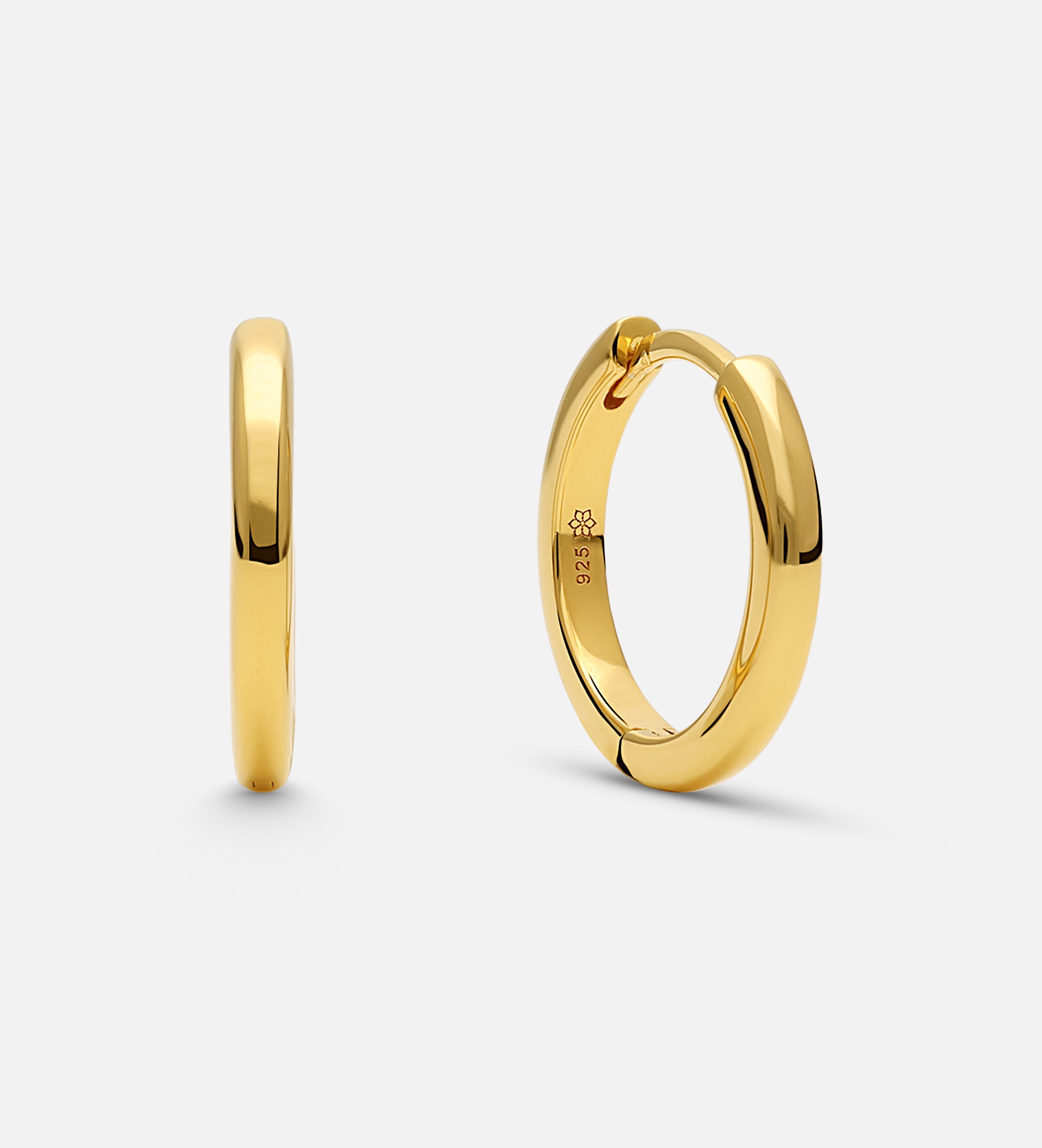 Classic Medium Hoops in Gold