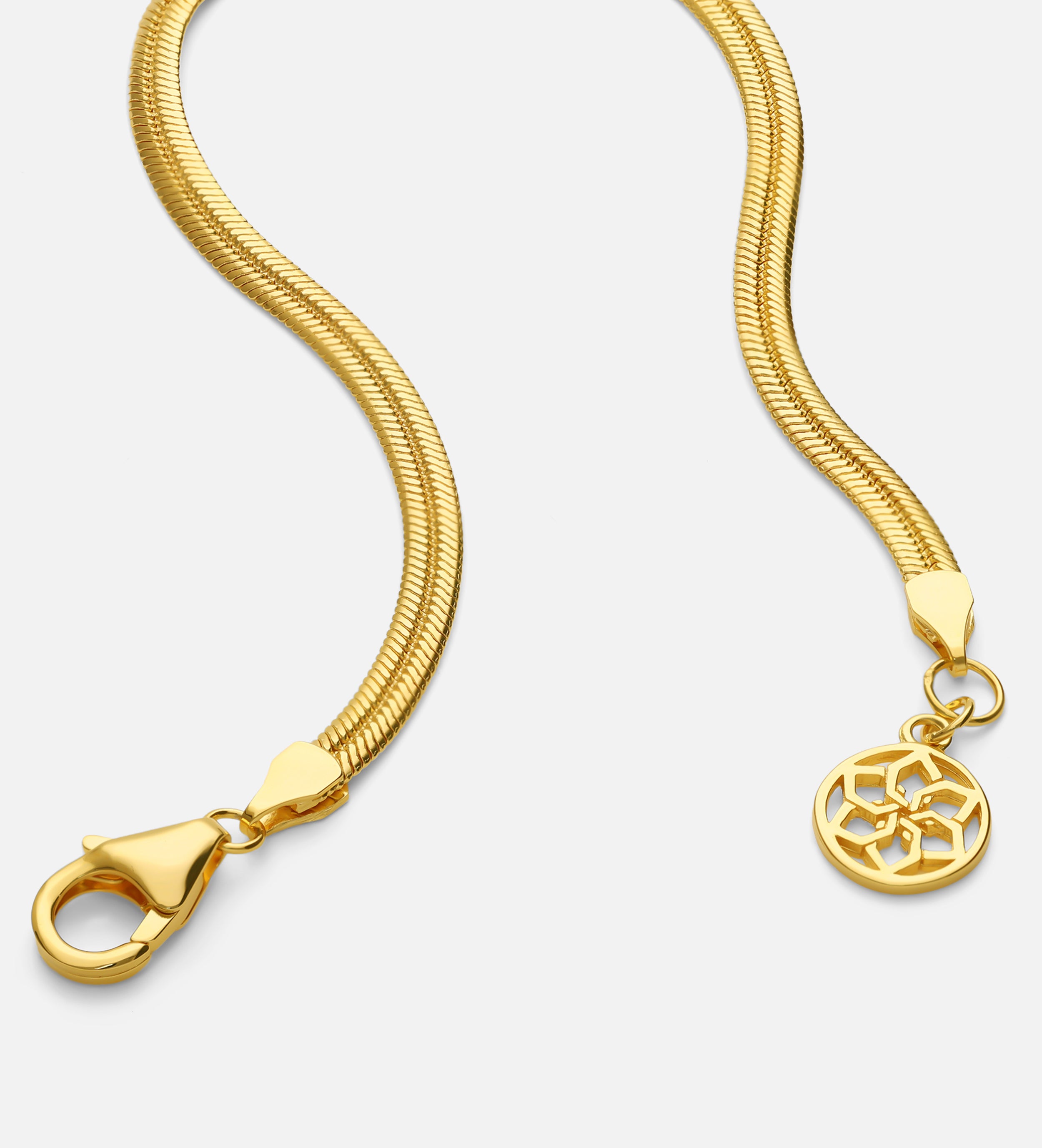 Herringbone Bracelet in Gold