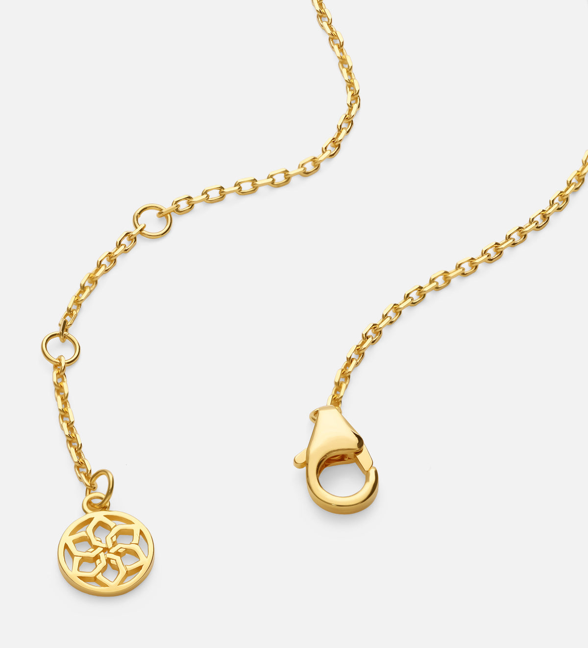 Interlocked Rings Bracelet in 18k Gold Plating on 925 Silver - Ash & Harry