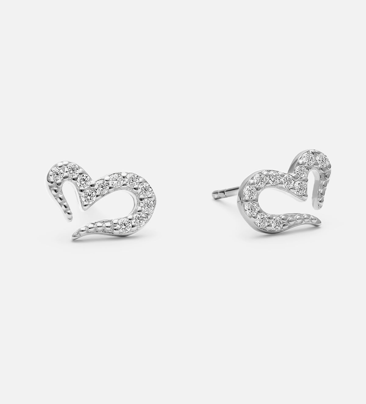 Pave Heart Earrings in Rhodium Plating on 925 Silver - Ash & Harry