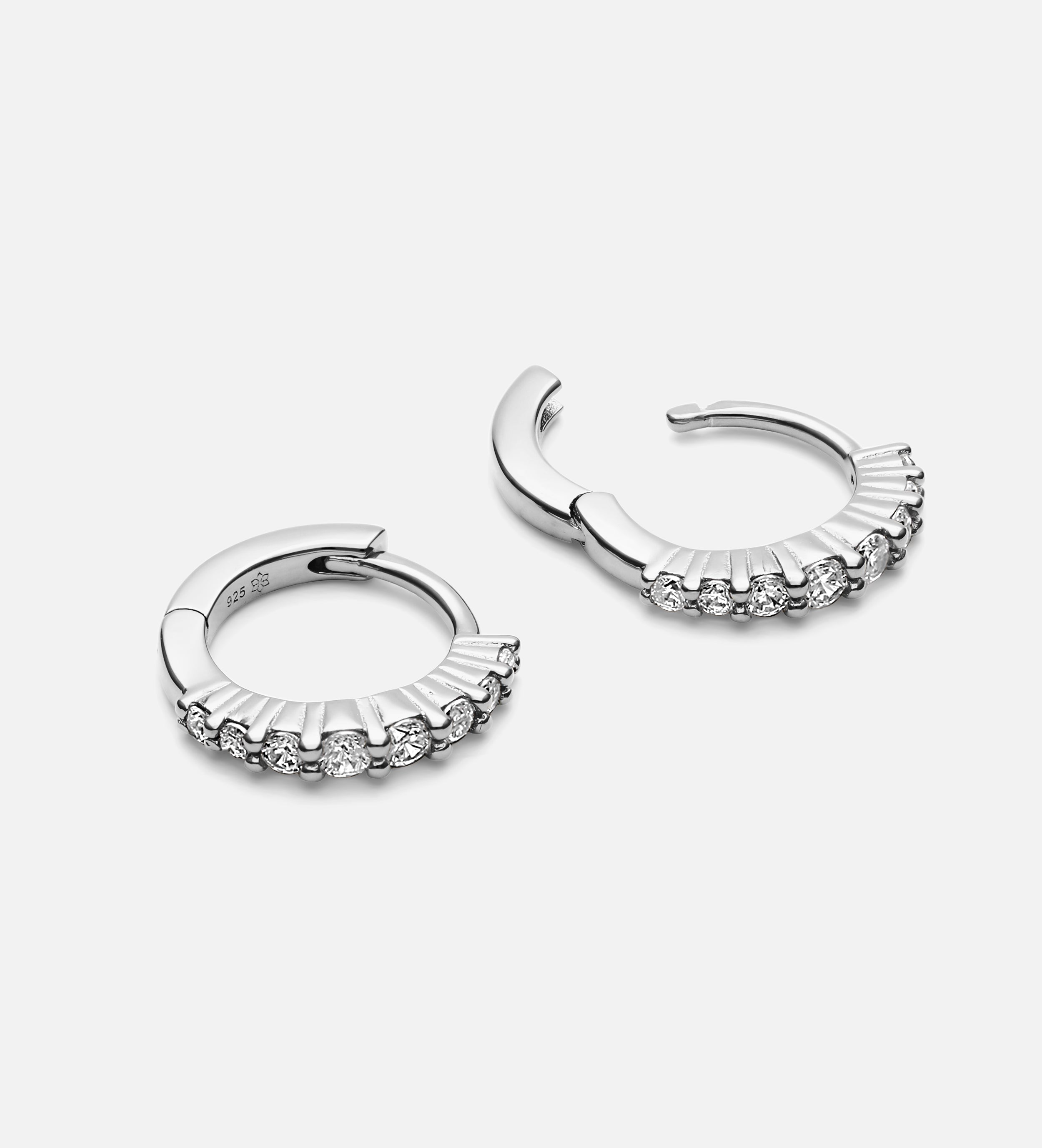 Stella Huggies in Silver