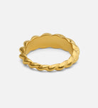 Thin Croissant Ring in Gold