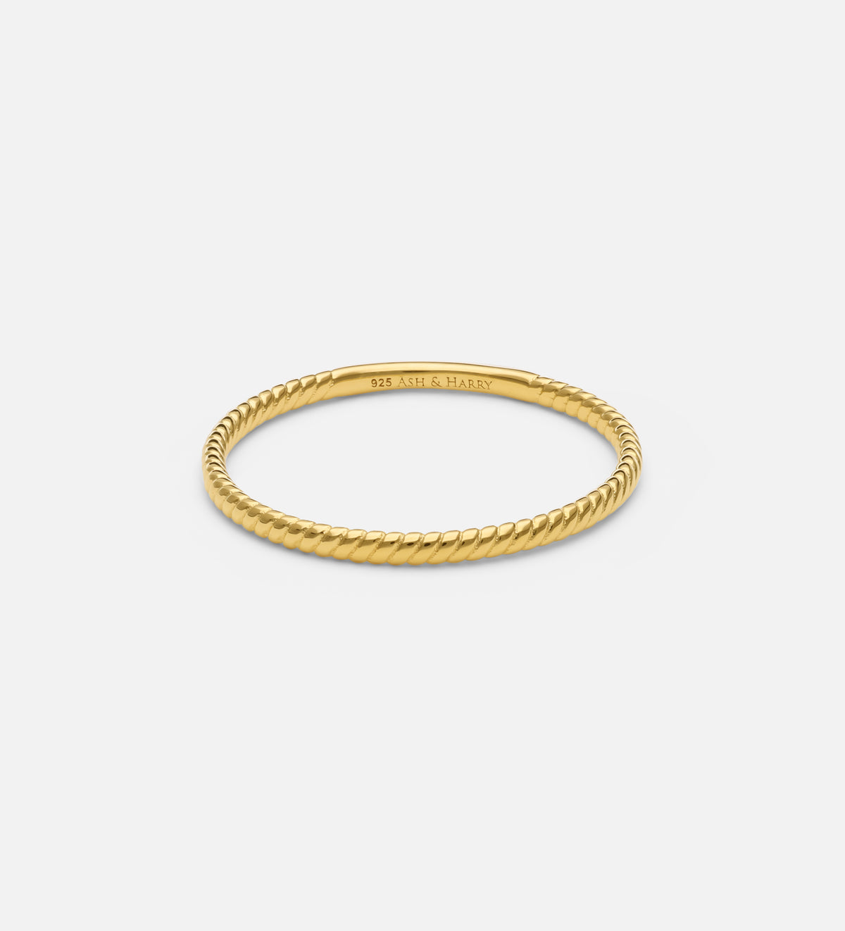 Twist Ring in 18k Gold Plating on 925 Silver - Ash & Harry
