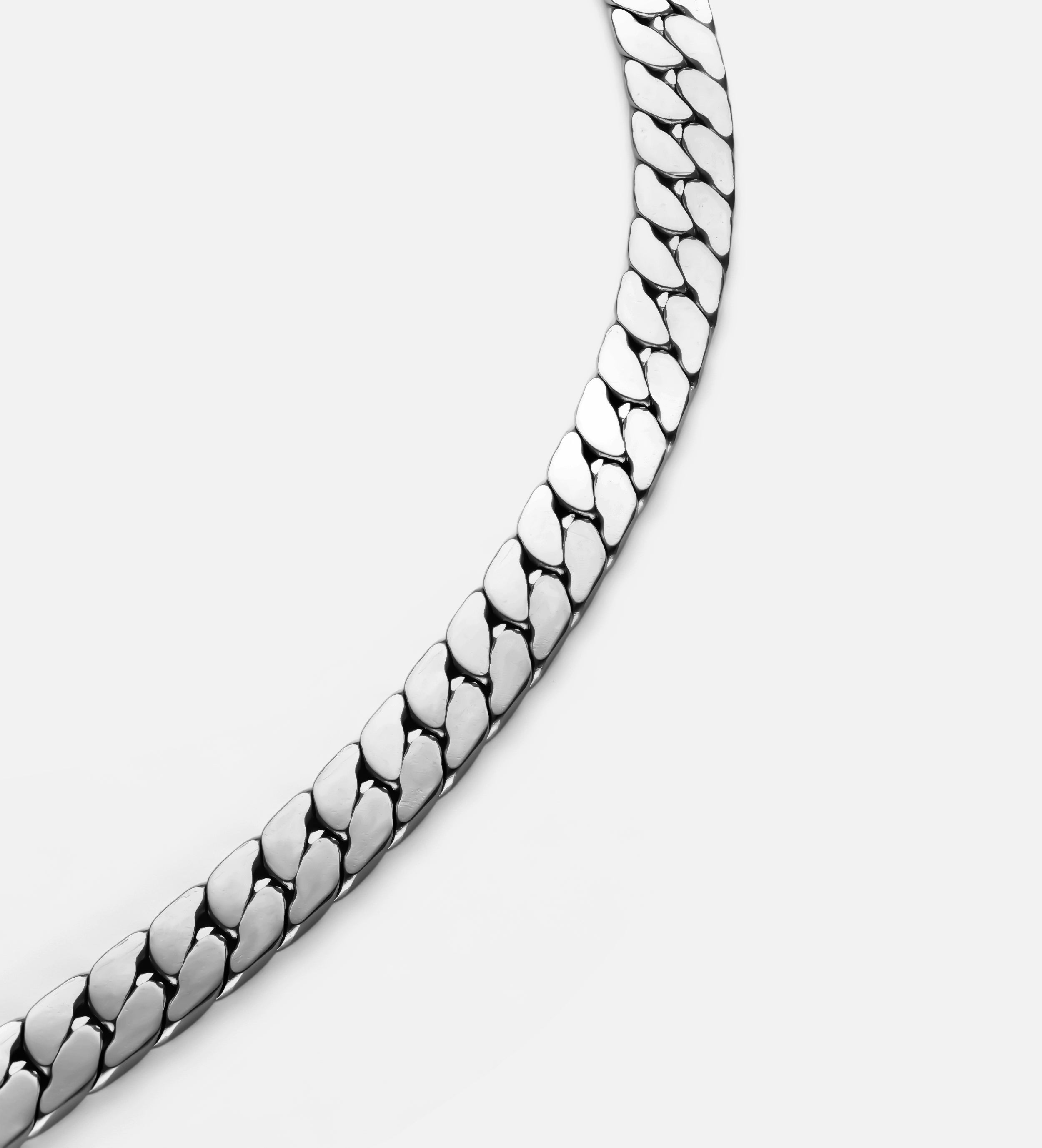 Serpentine Flat Chain Bracelet