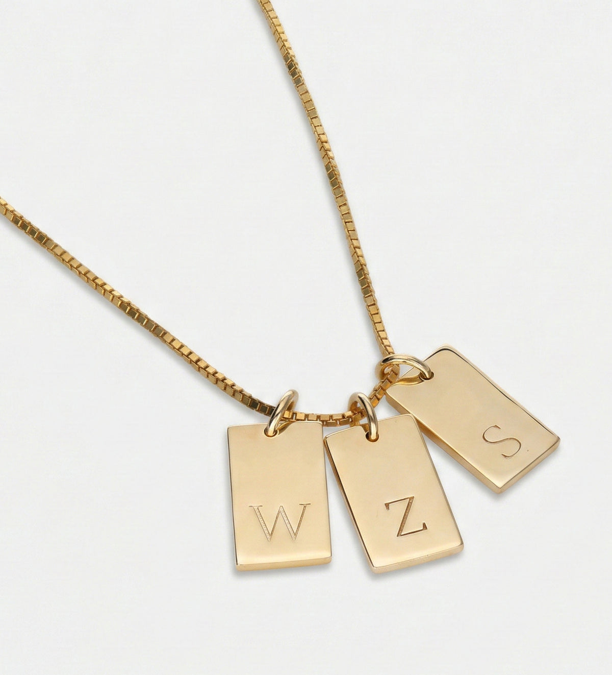 Tag Initial Necklace in 18K Gold Plating on 925 Silver - Ash & Harry