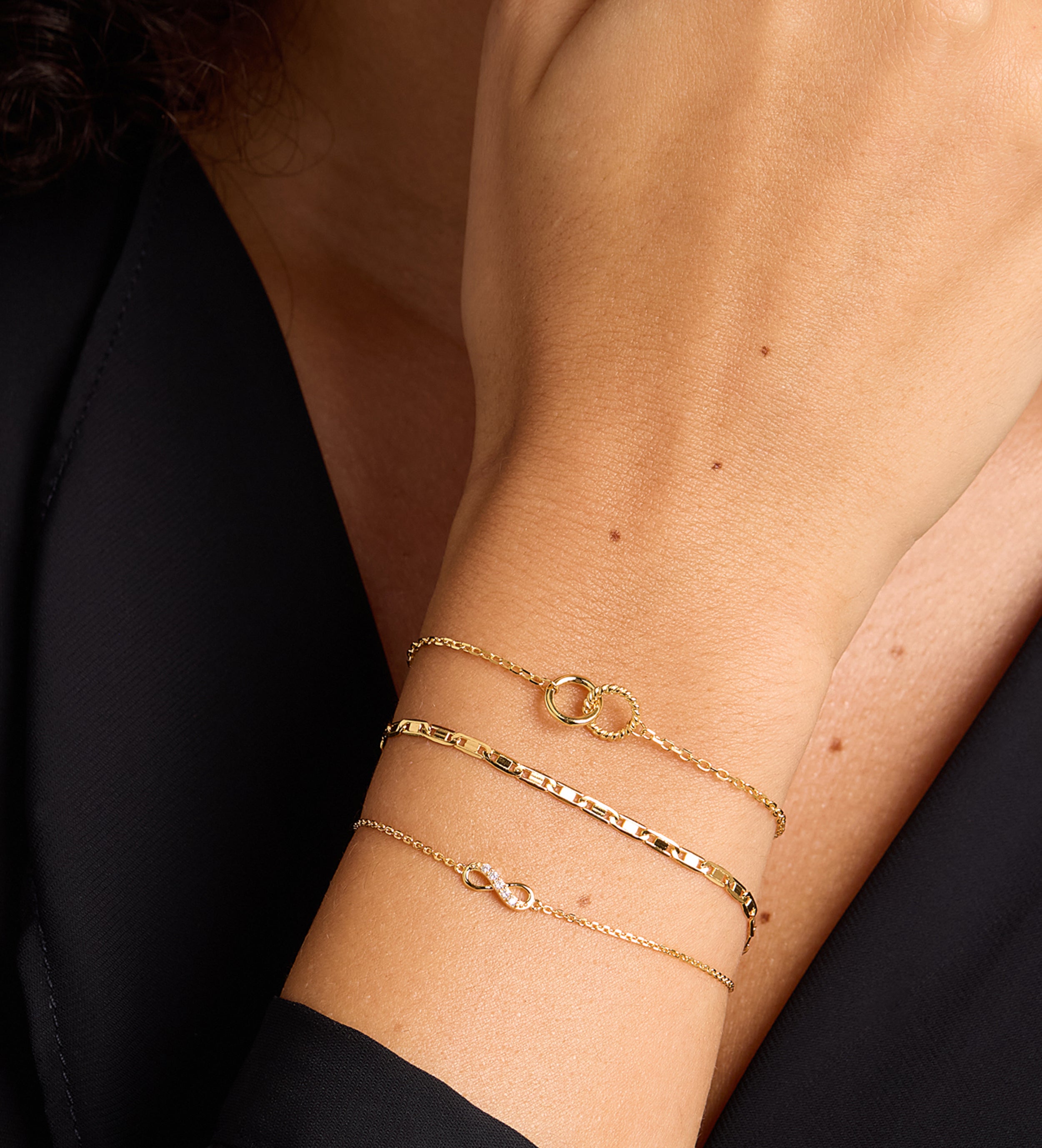 Anchor Chain Bracelet in Gold