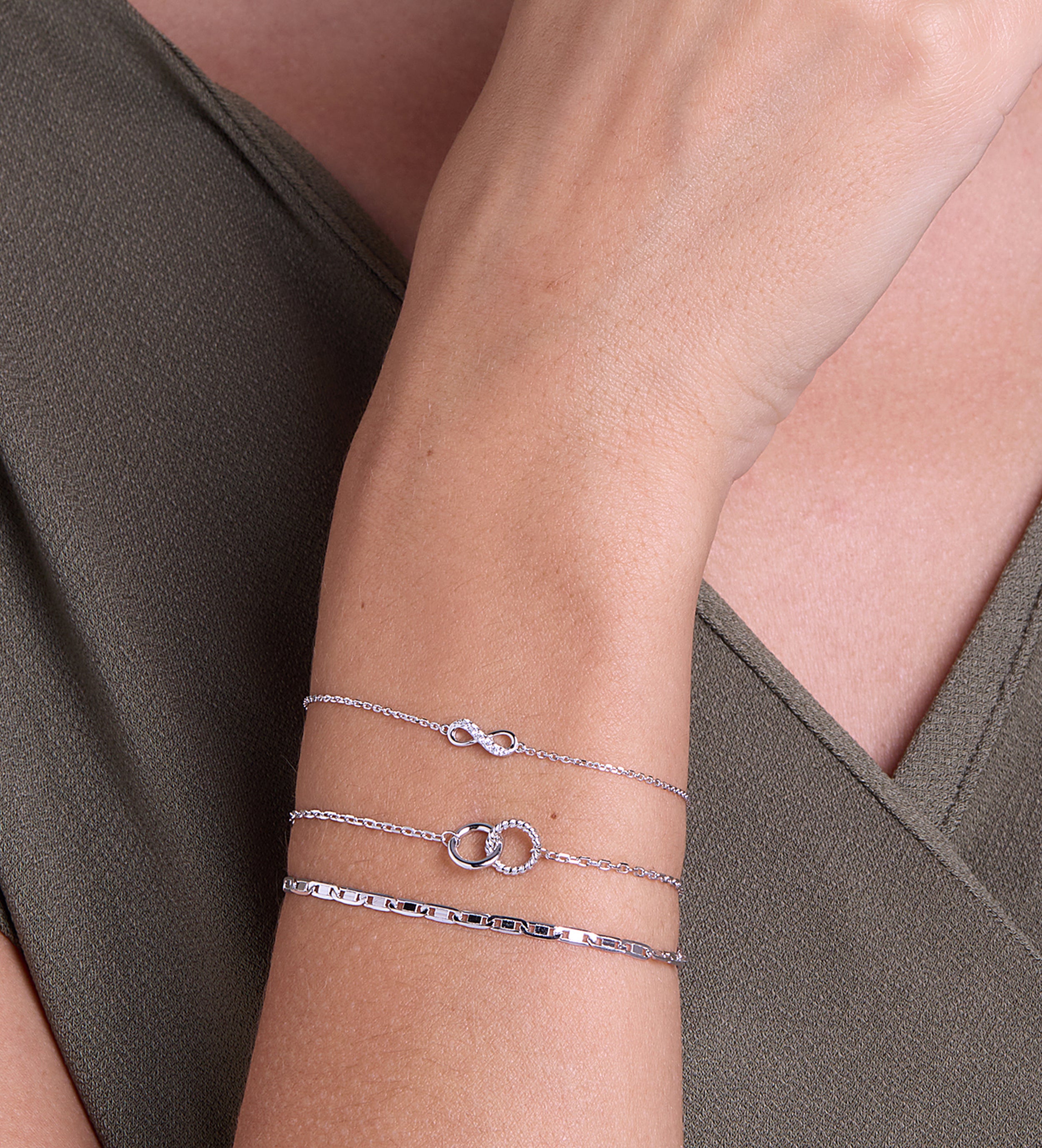 Anchor Chain Bracelet in Silver