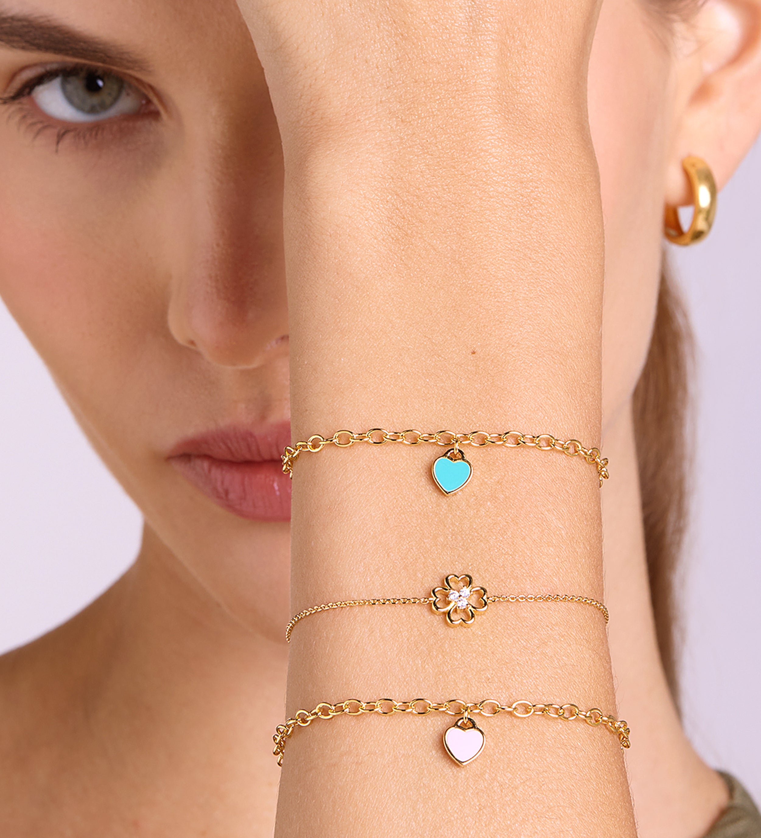 Pink Heart Chain Bracelet in Gold