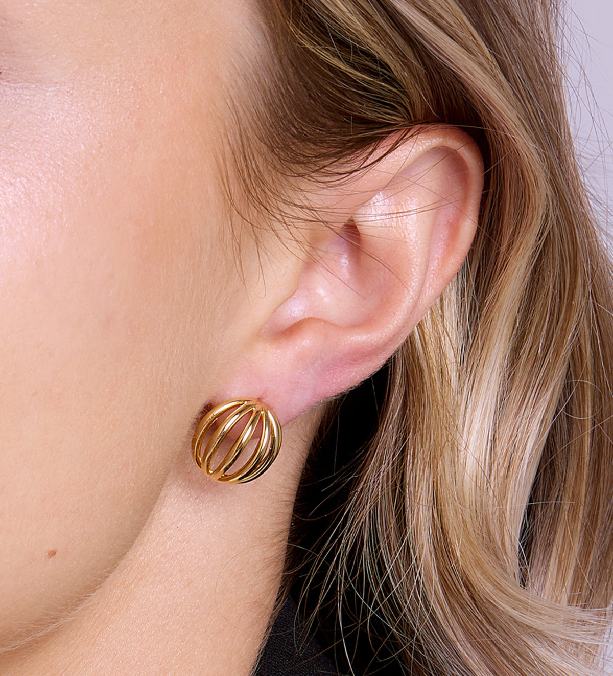 Caged Stud Earrings in 18k Gold Plating on 925 Silver - Ash & Harry