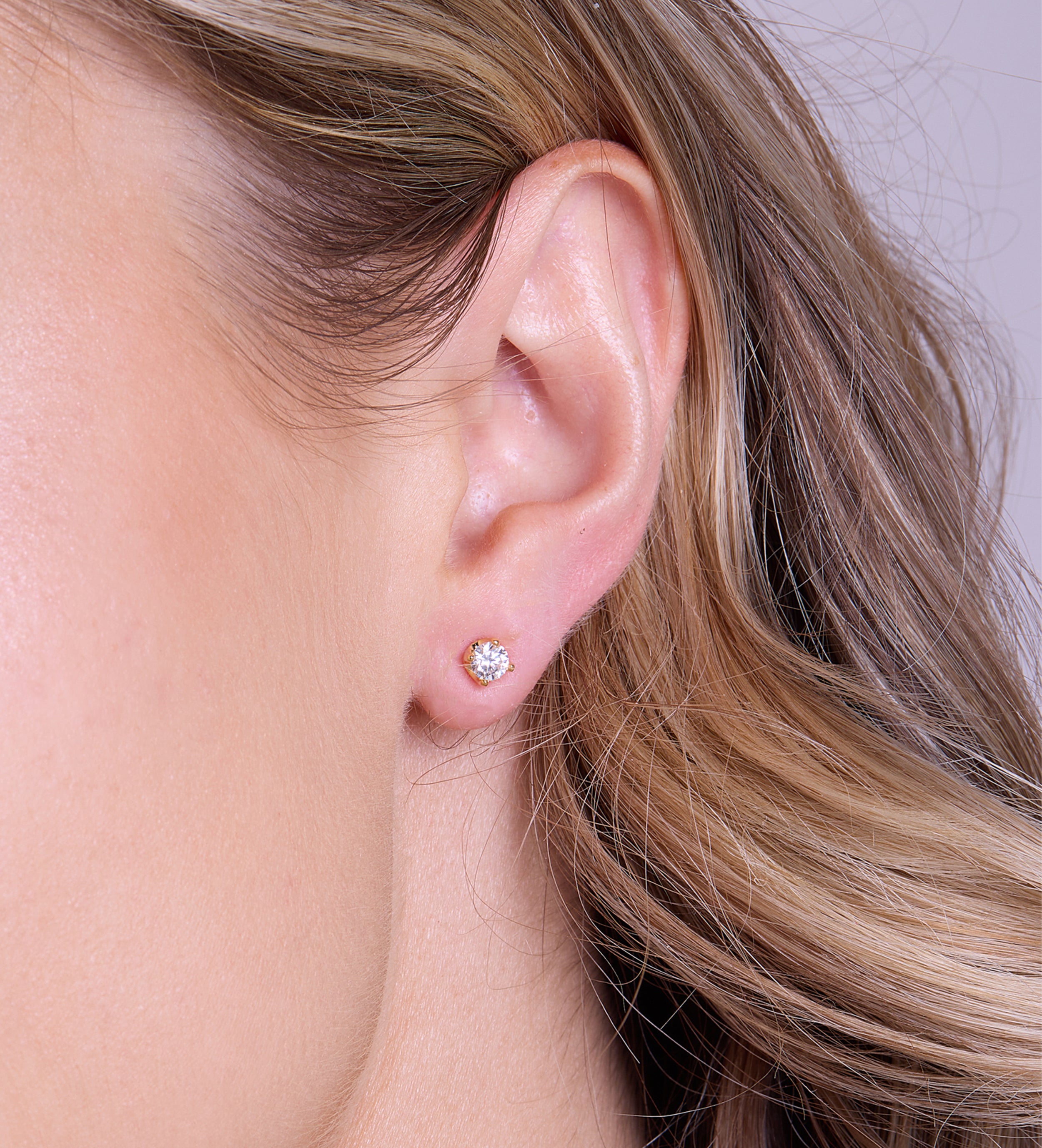 Stella Studs in Gold