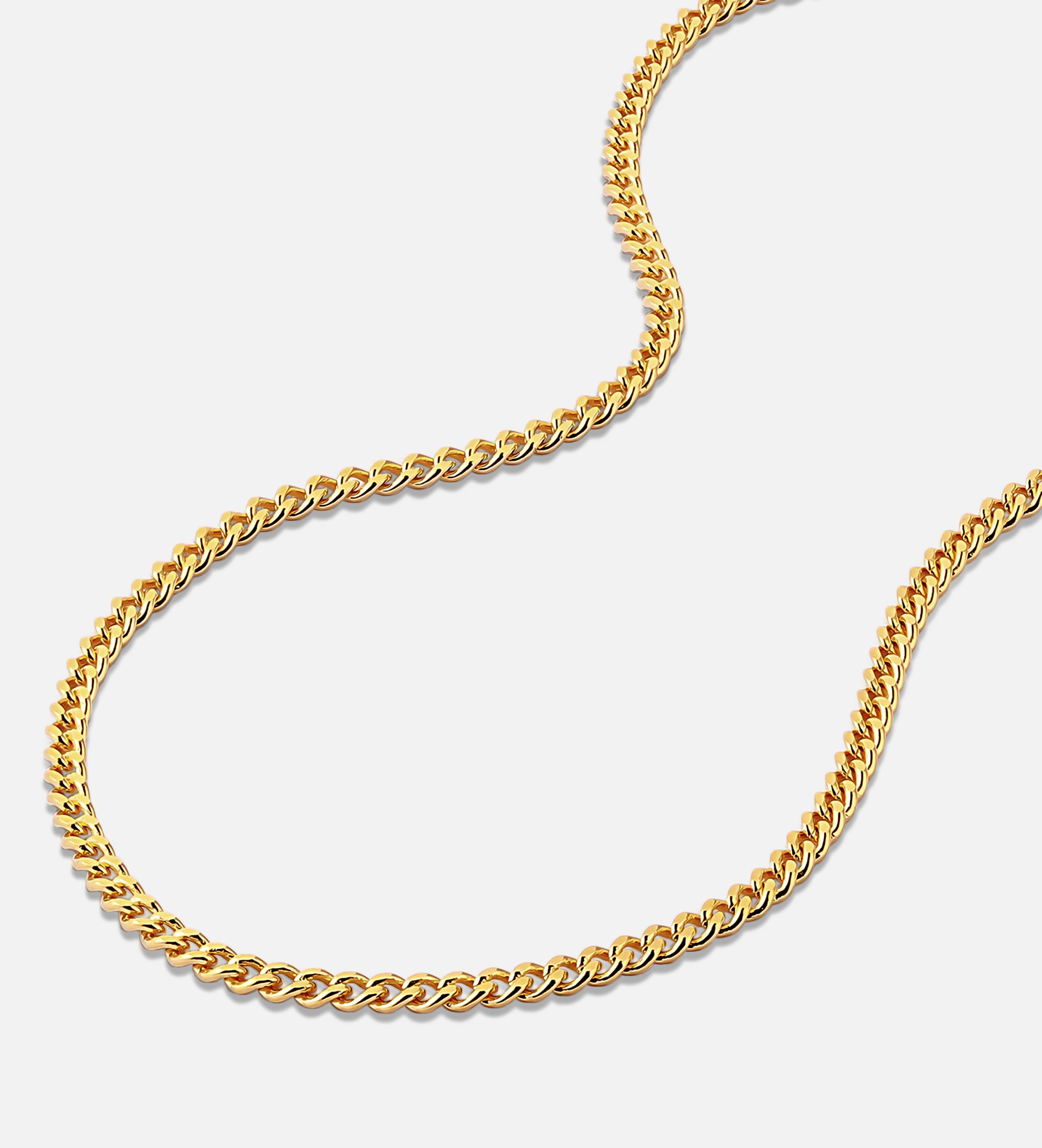 Curb Chain Necklace in Gold