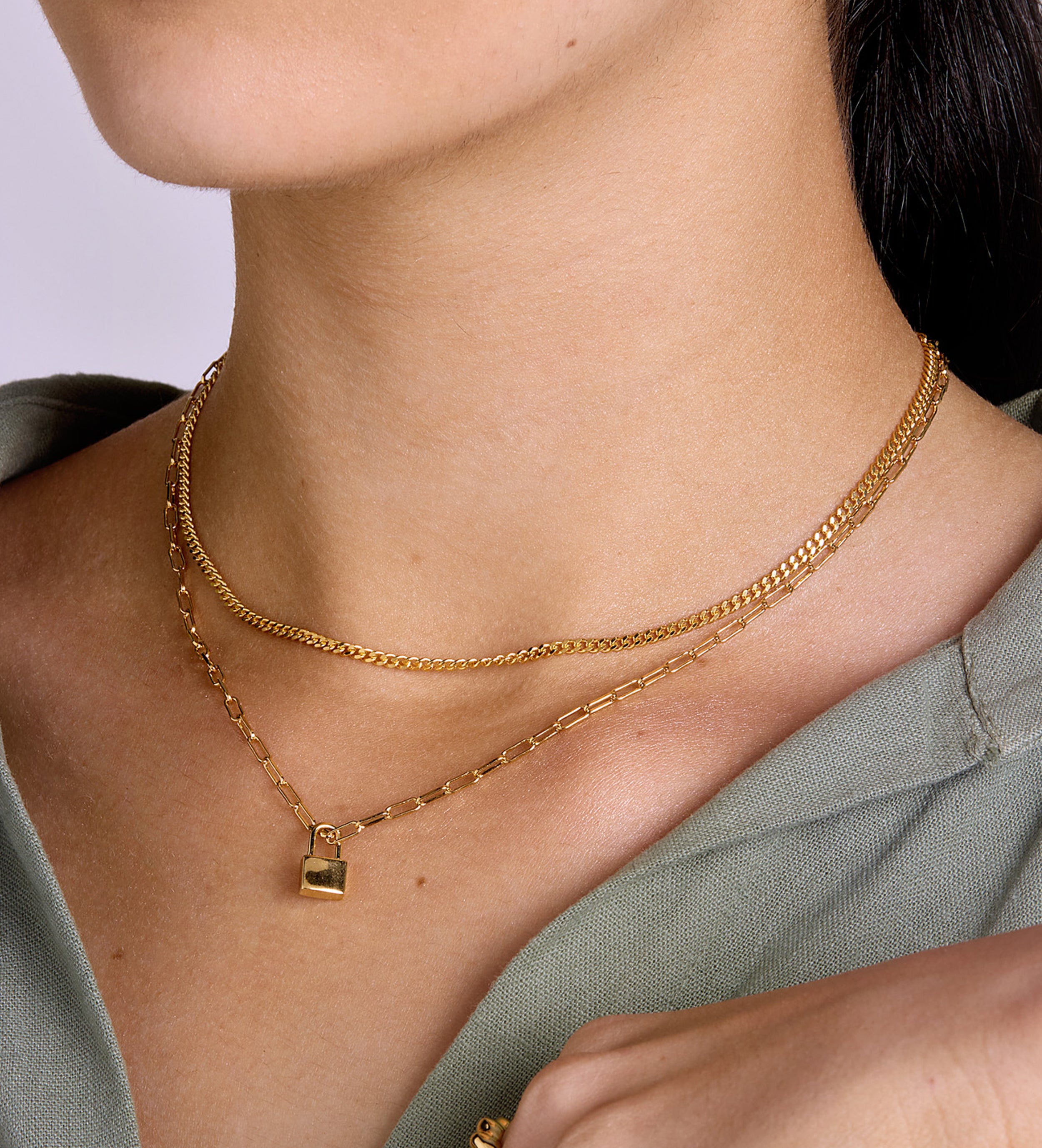 Curb Chain Necklace in Gold