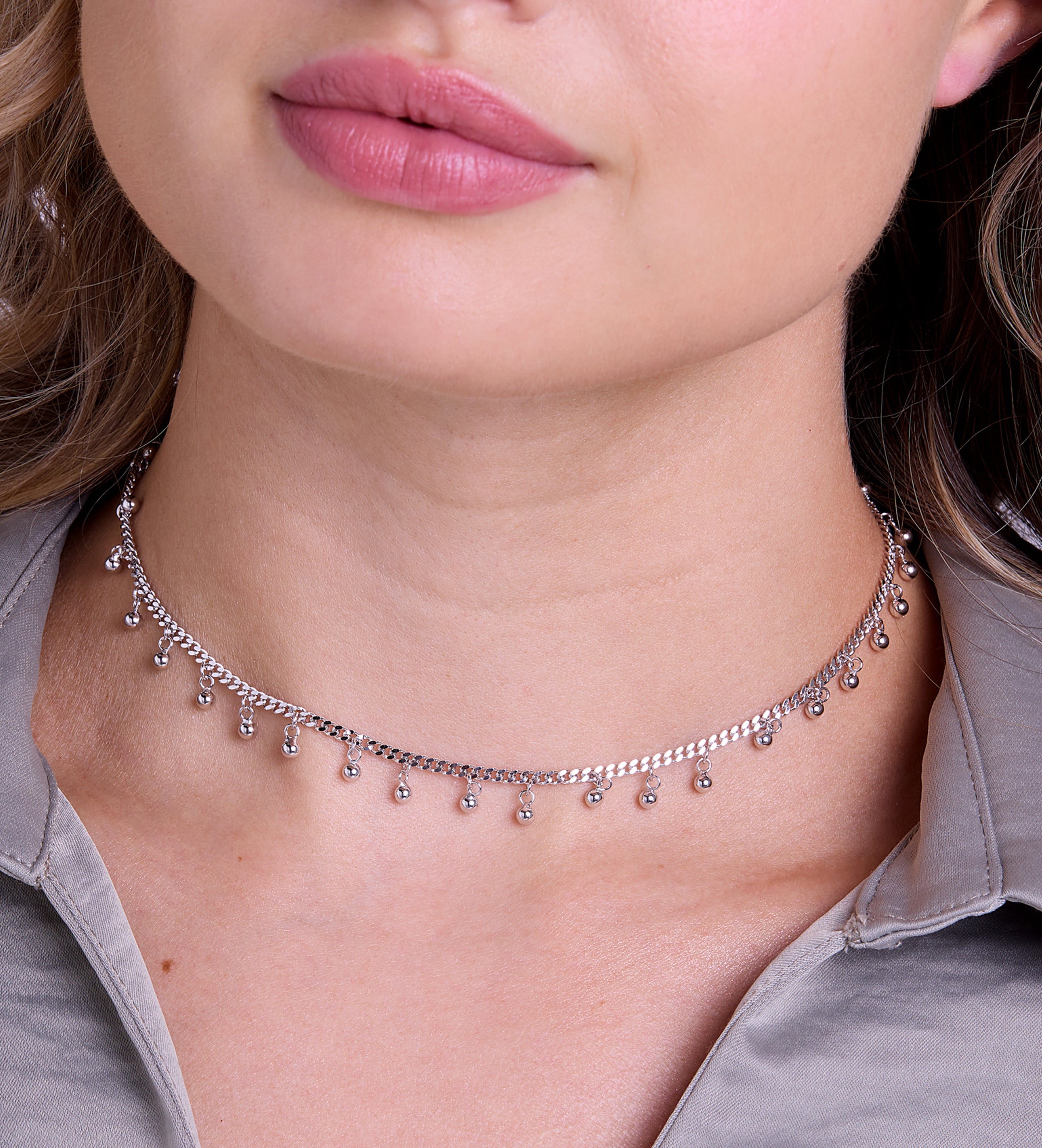 Dangling Dotted Choker in Silver