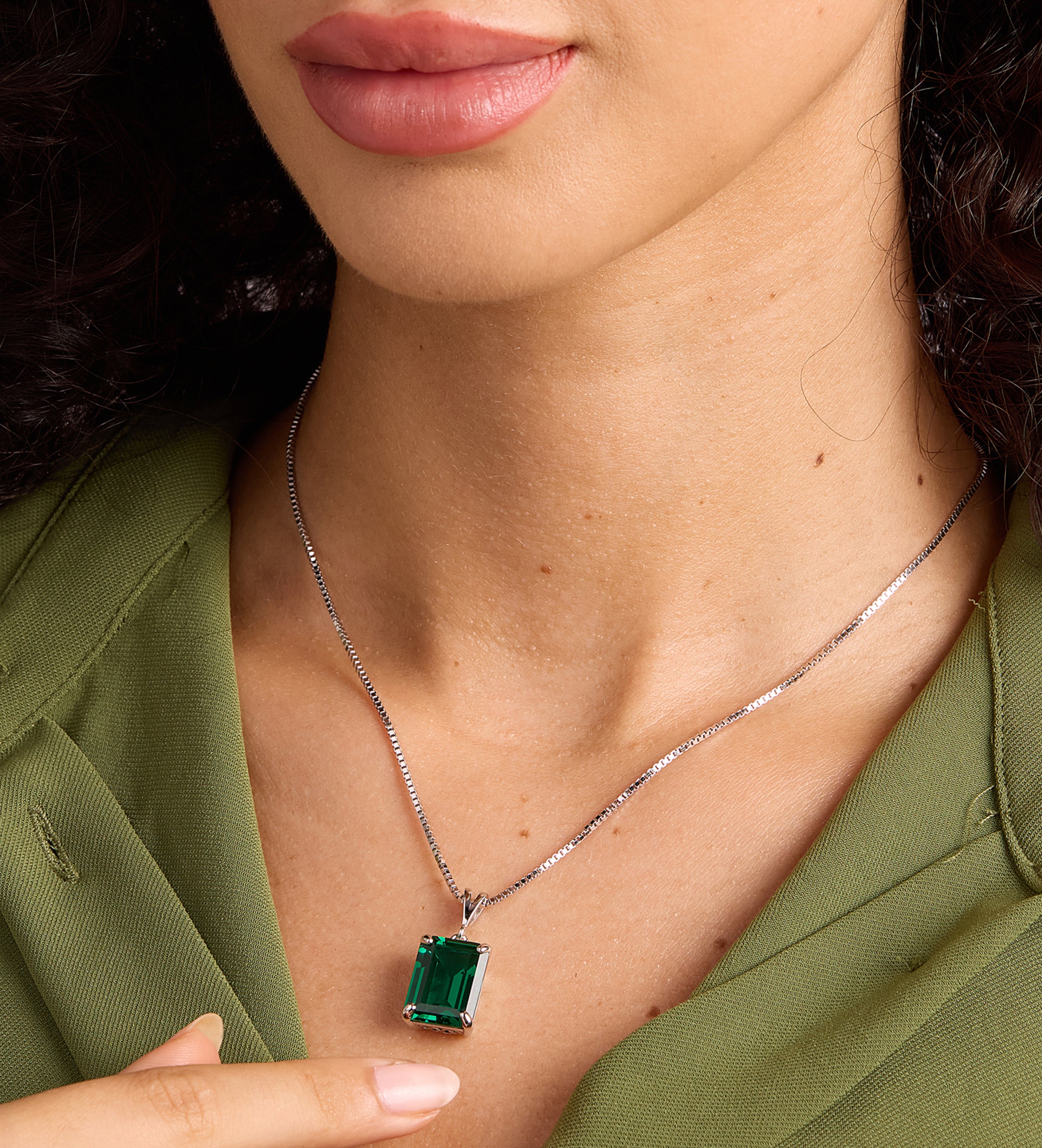 Emerald Cut Pendant Necklace in Silver