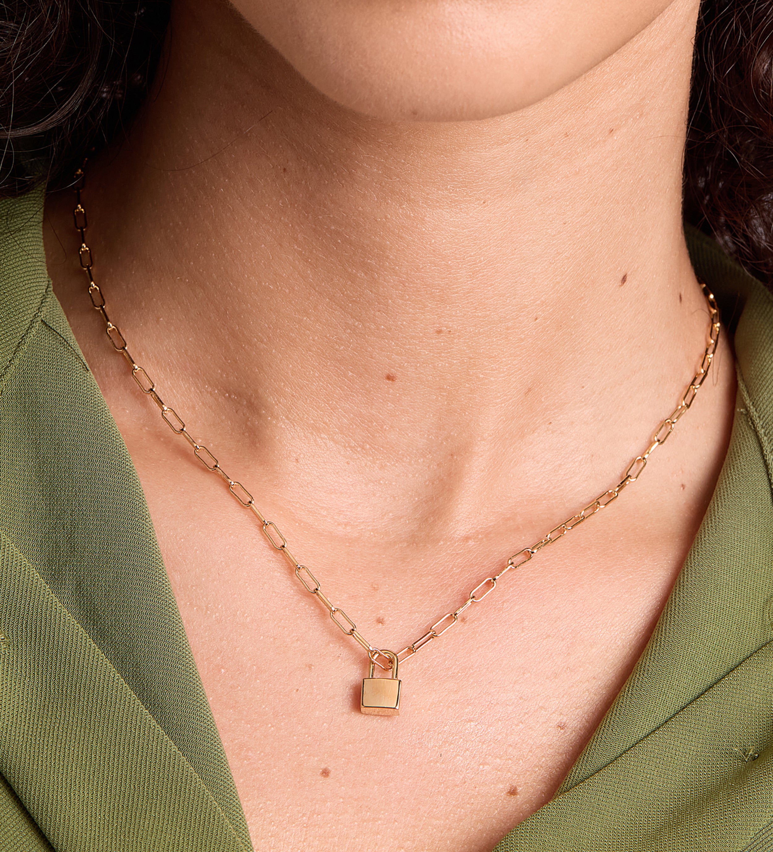 Lock Necklace in Gold