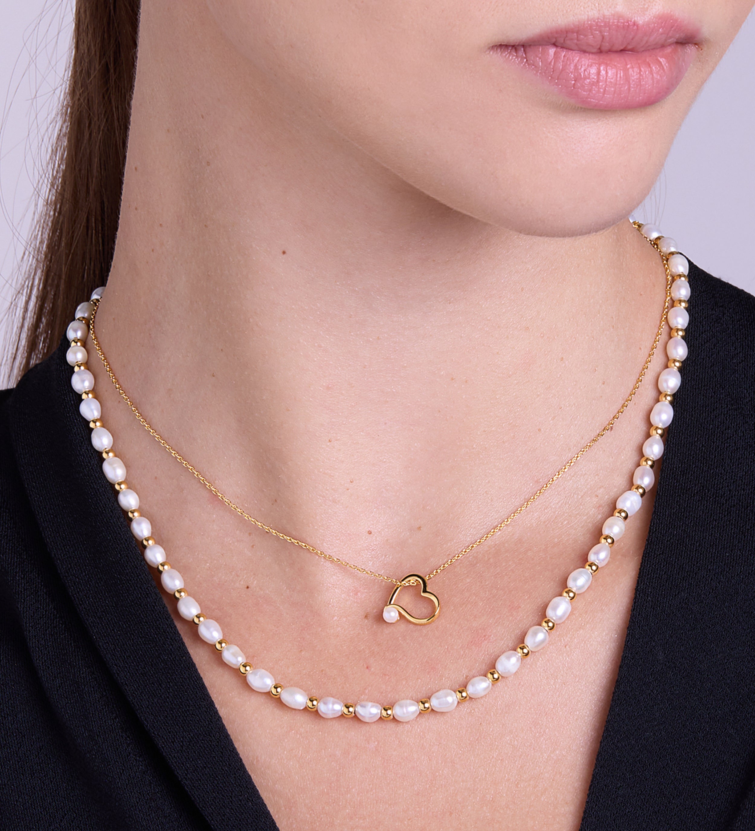 Pearl Beaded Necklace in Gold