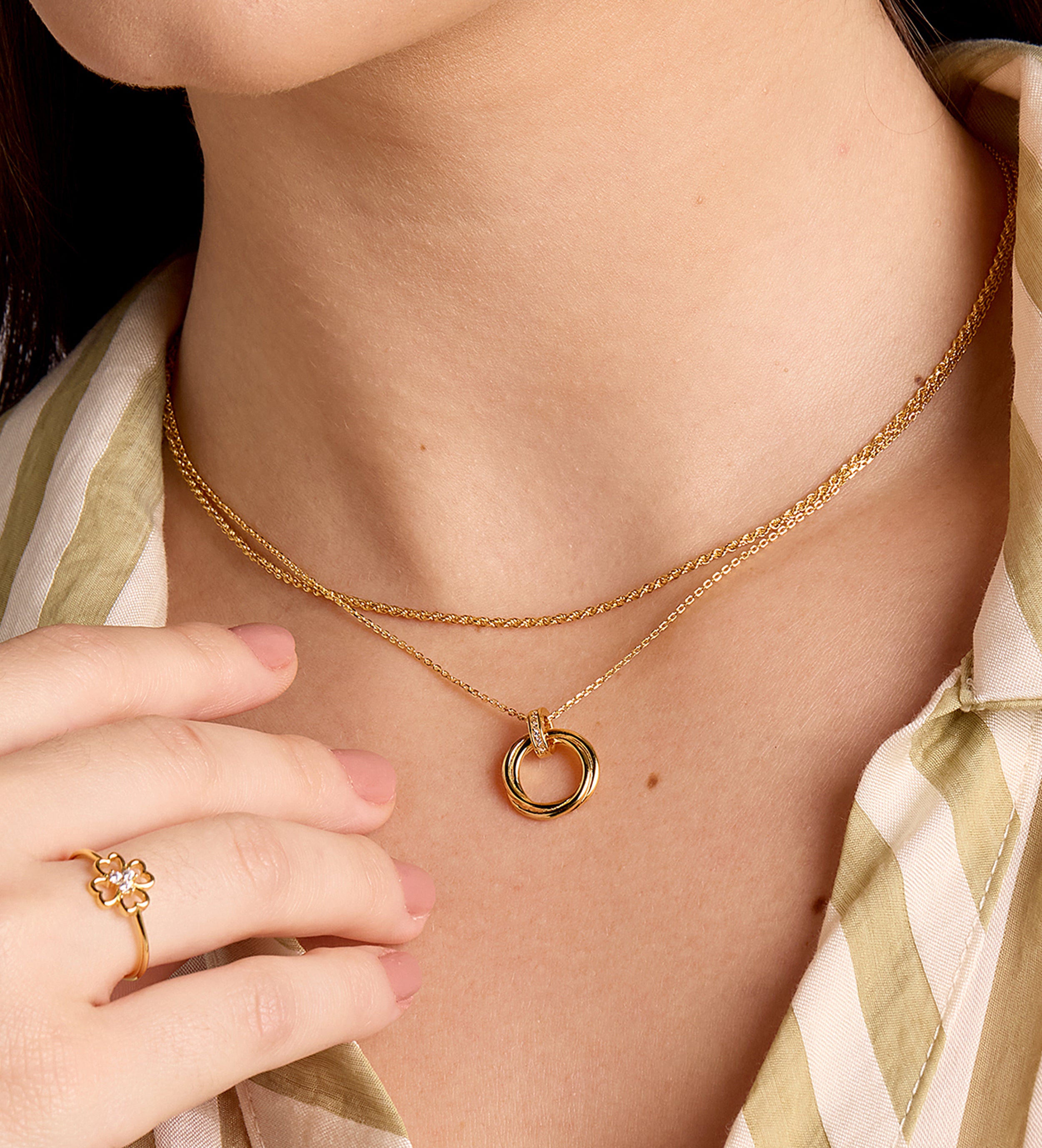 Triple Ring Necklace in Gold