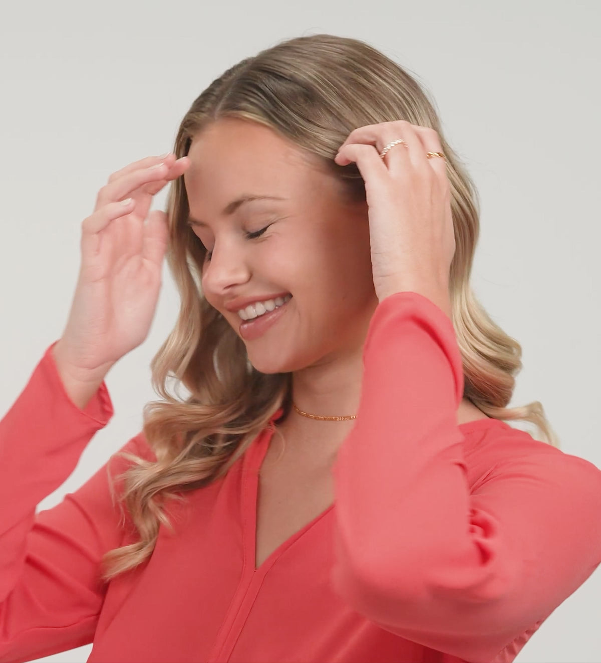 Stella Studs in Gold