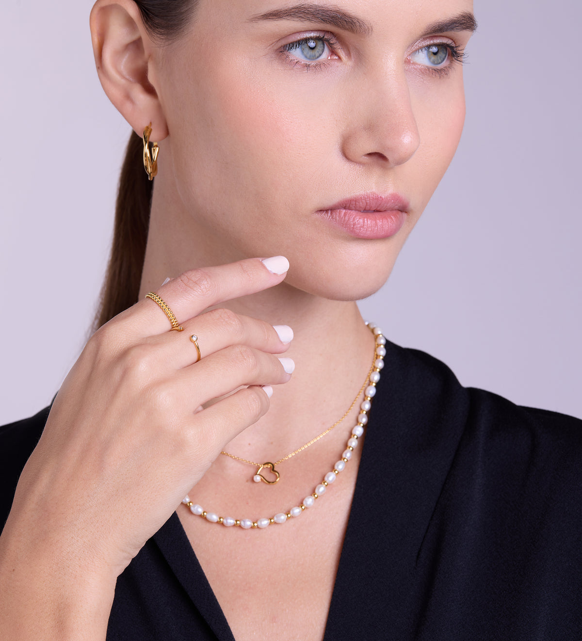 Pearl Heart Embrace Necklace in 18k Gold Plating on 925 Silver - Ash & Harry