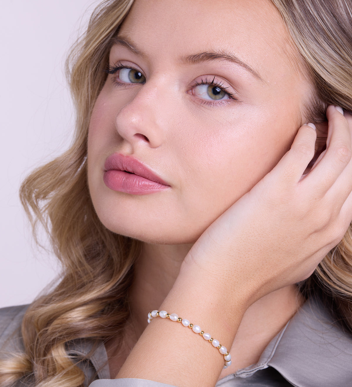 Pearl Beaded Bracelet in 18k Gold Plating on 925 Silver - Ash & Harry