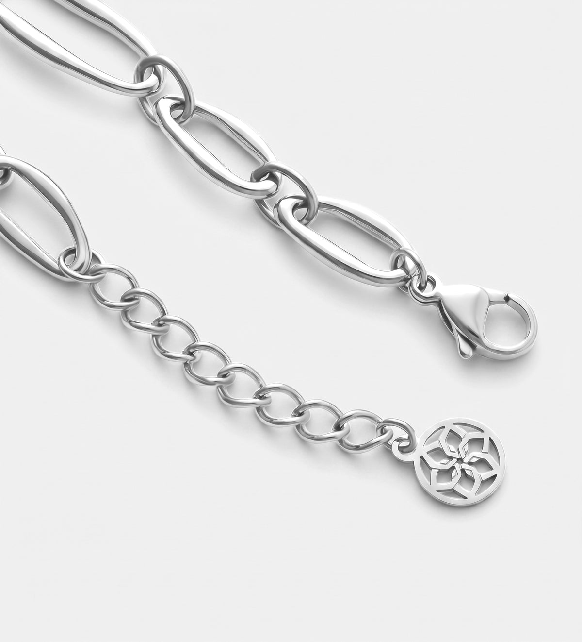 Bold Paperclip Link Bracelet in Silver - Ash & Harry