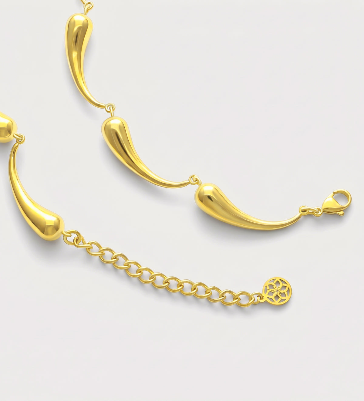 Dew Drop Chain Necklace in Gold - Ash & Harry