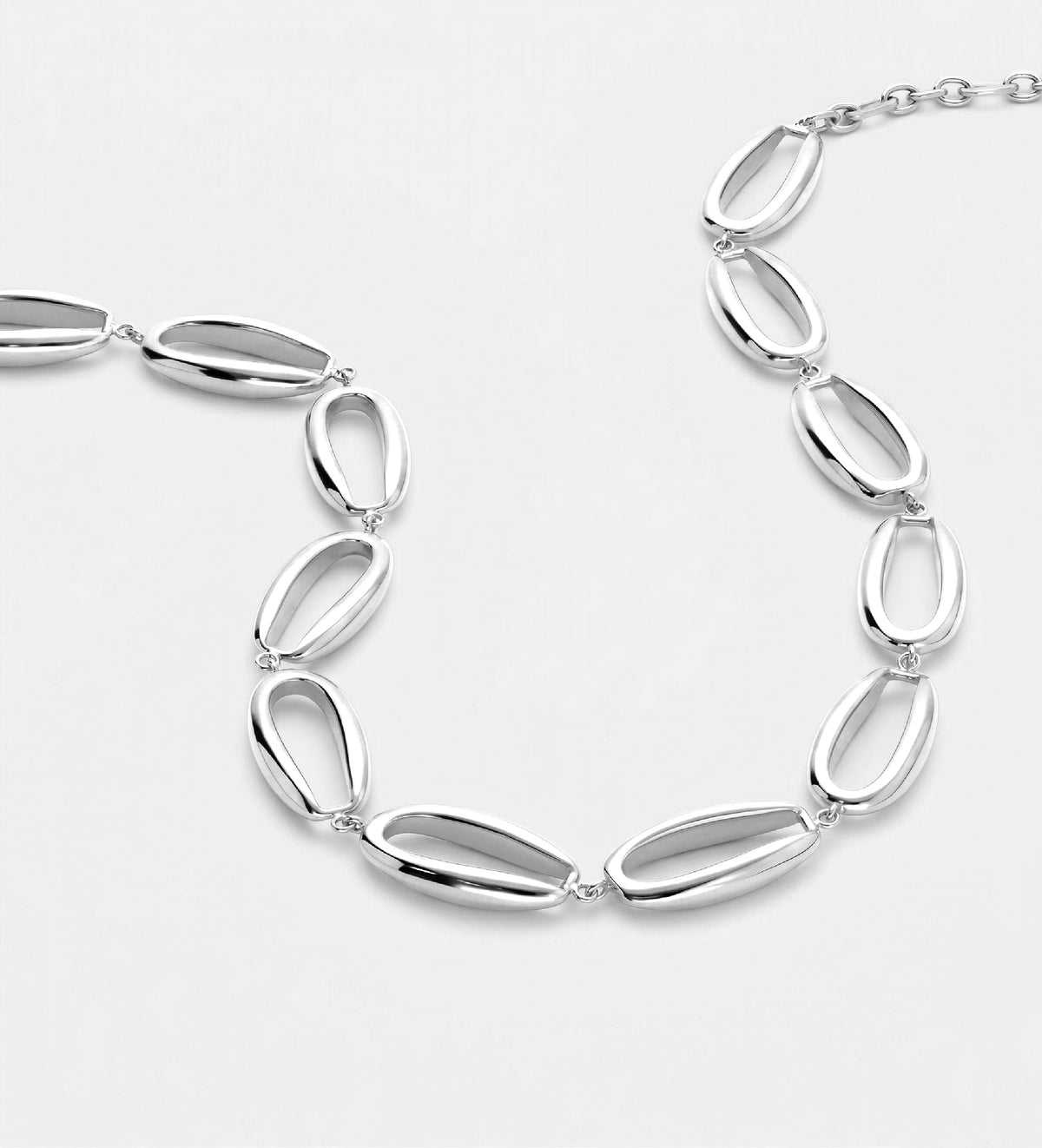 Ellipse Link Chain in Silver - Ash & Harry