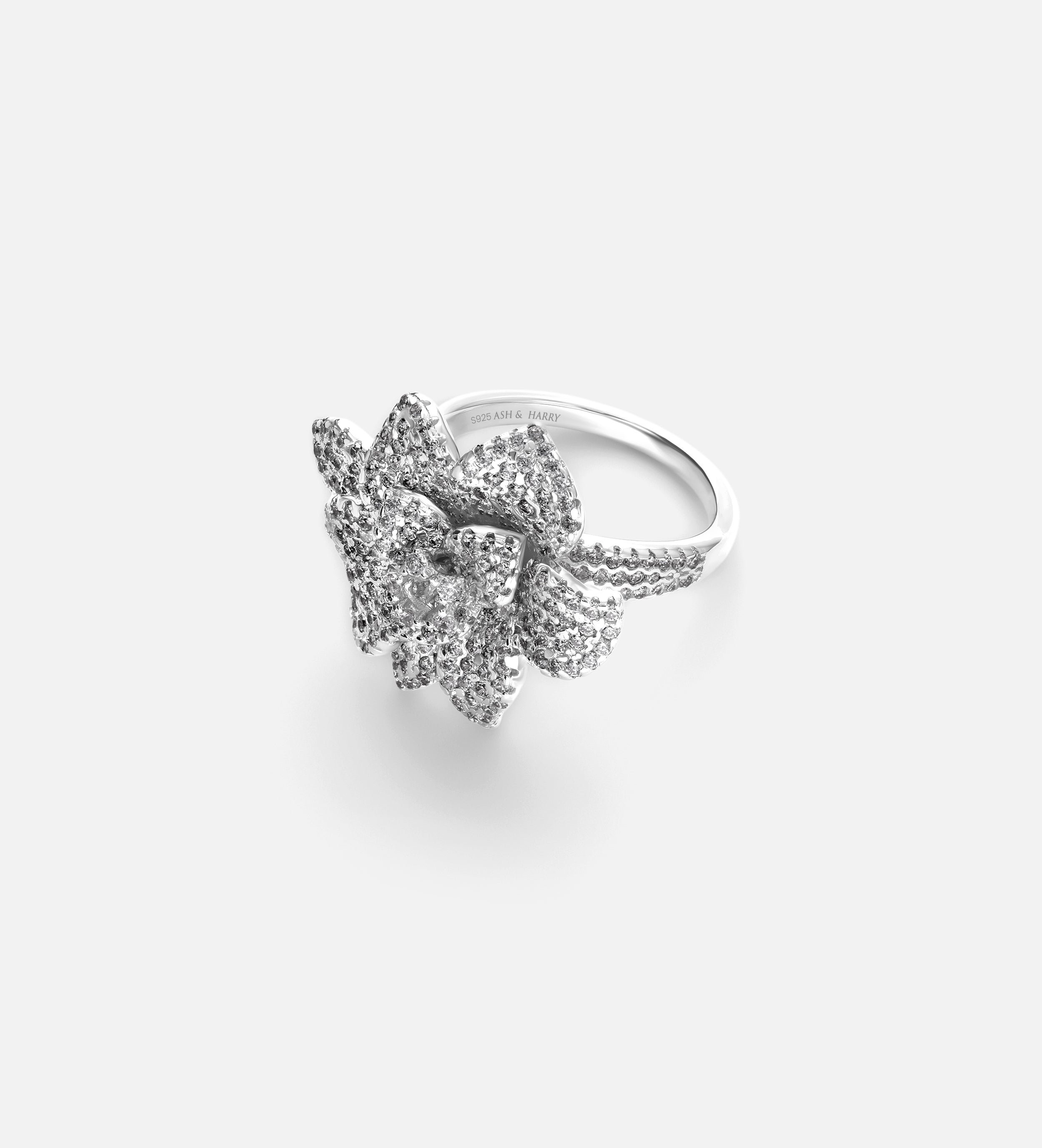 Grand Fleur Cocktail Ring