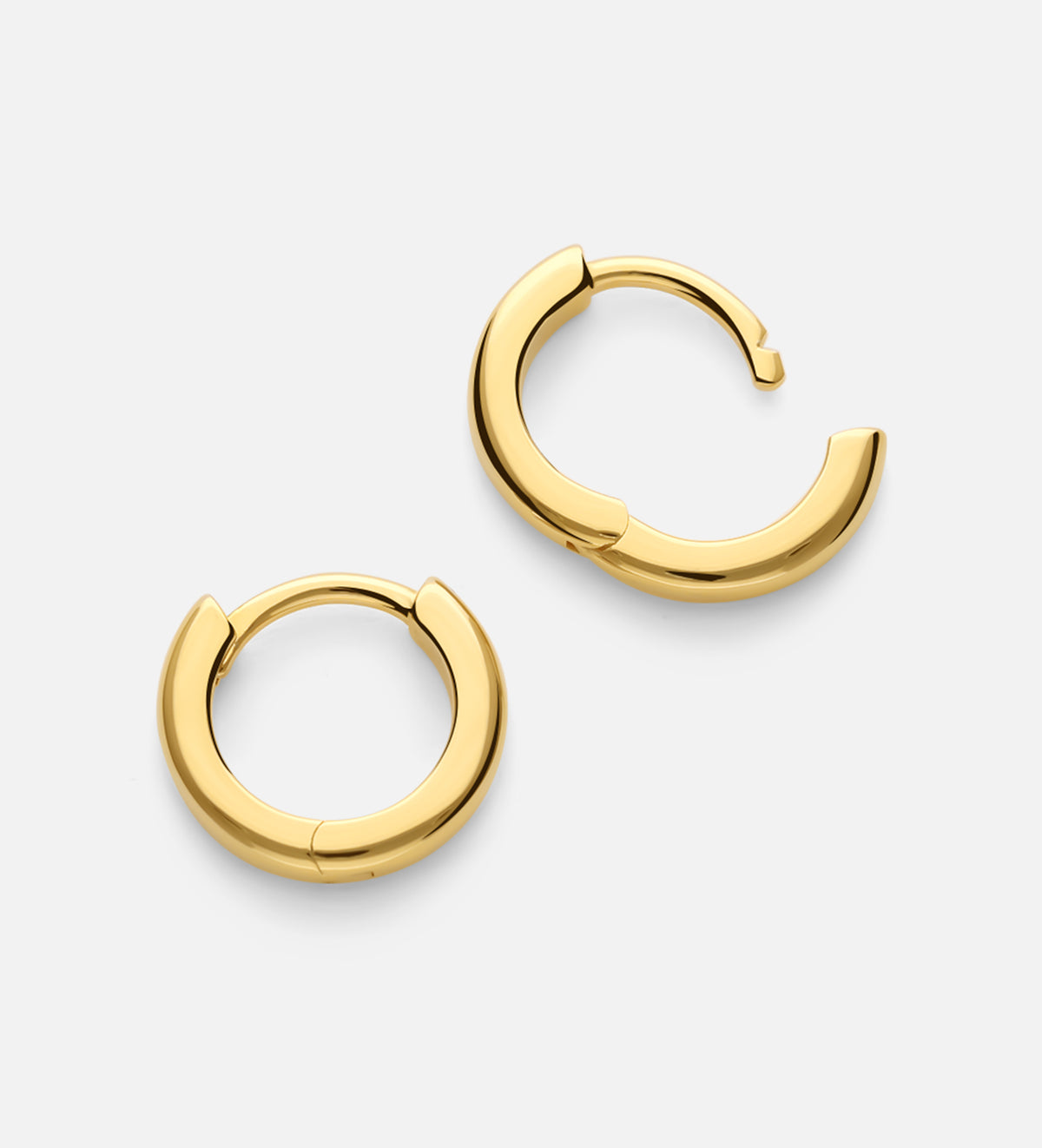 Classic Huggie Hoops in 18k Gold Plating on 925 Silver - Ash & Harry