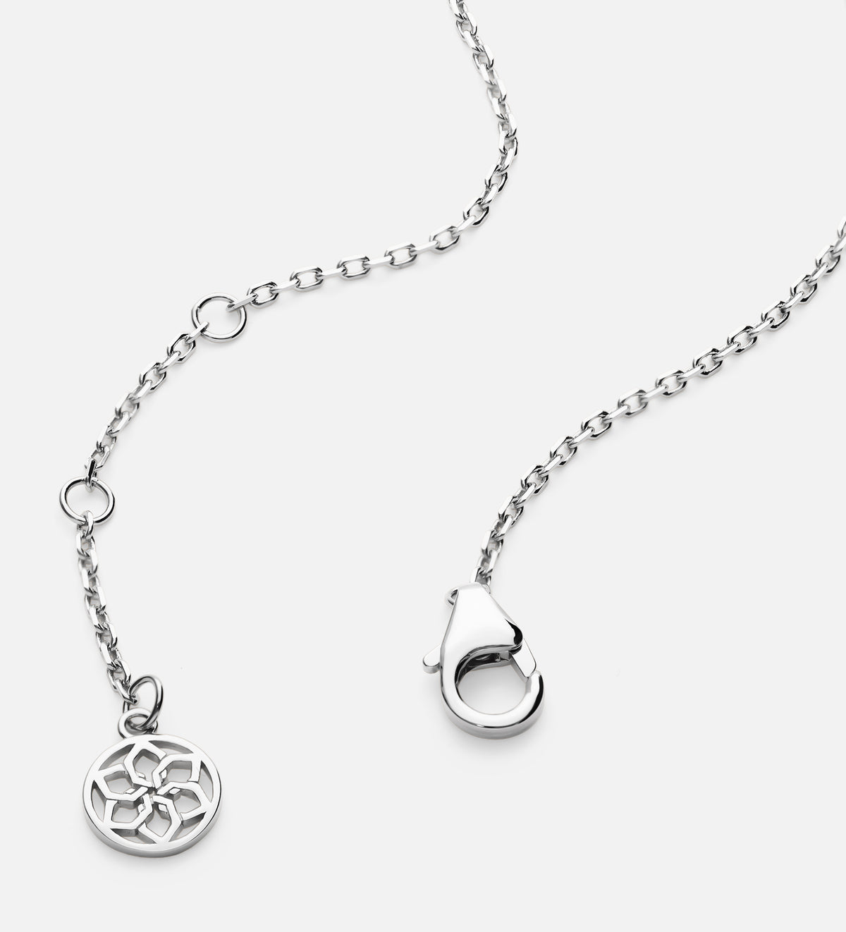 Interlocked Rings Bracelet in Rhodium Plating on 925 Silver - Ash & Harry
