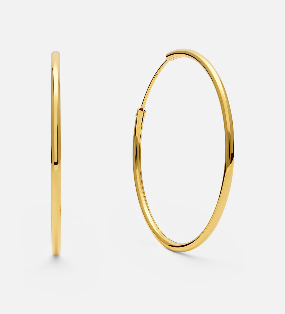 Thin Oversized Hoops in 18k Gold Plating on 925 Silver - Ash & Harry