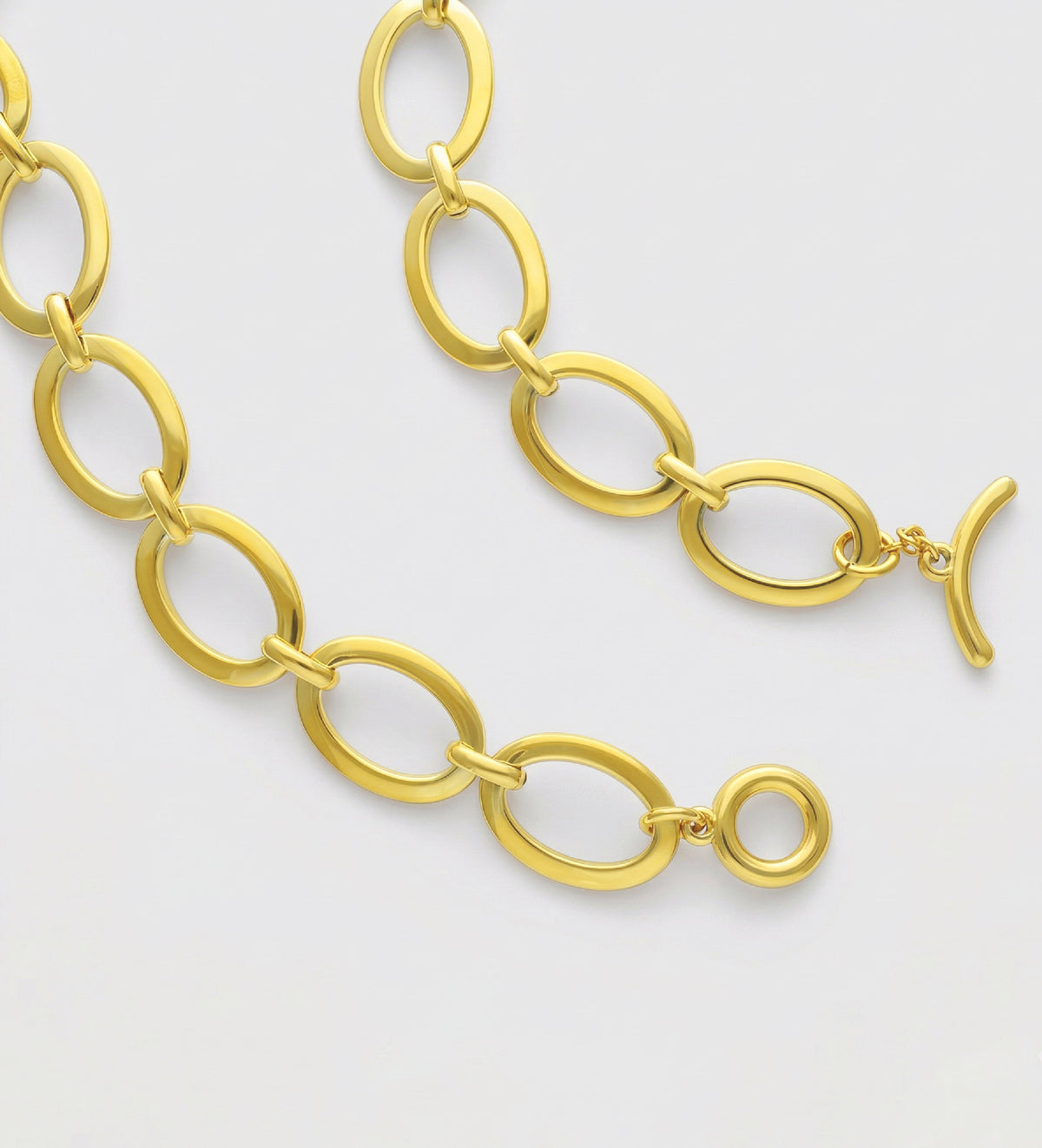 Oval Link Toggle Necklace in Gold - Ash & Harry