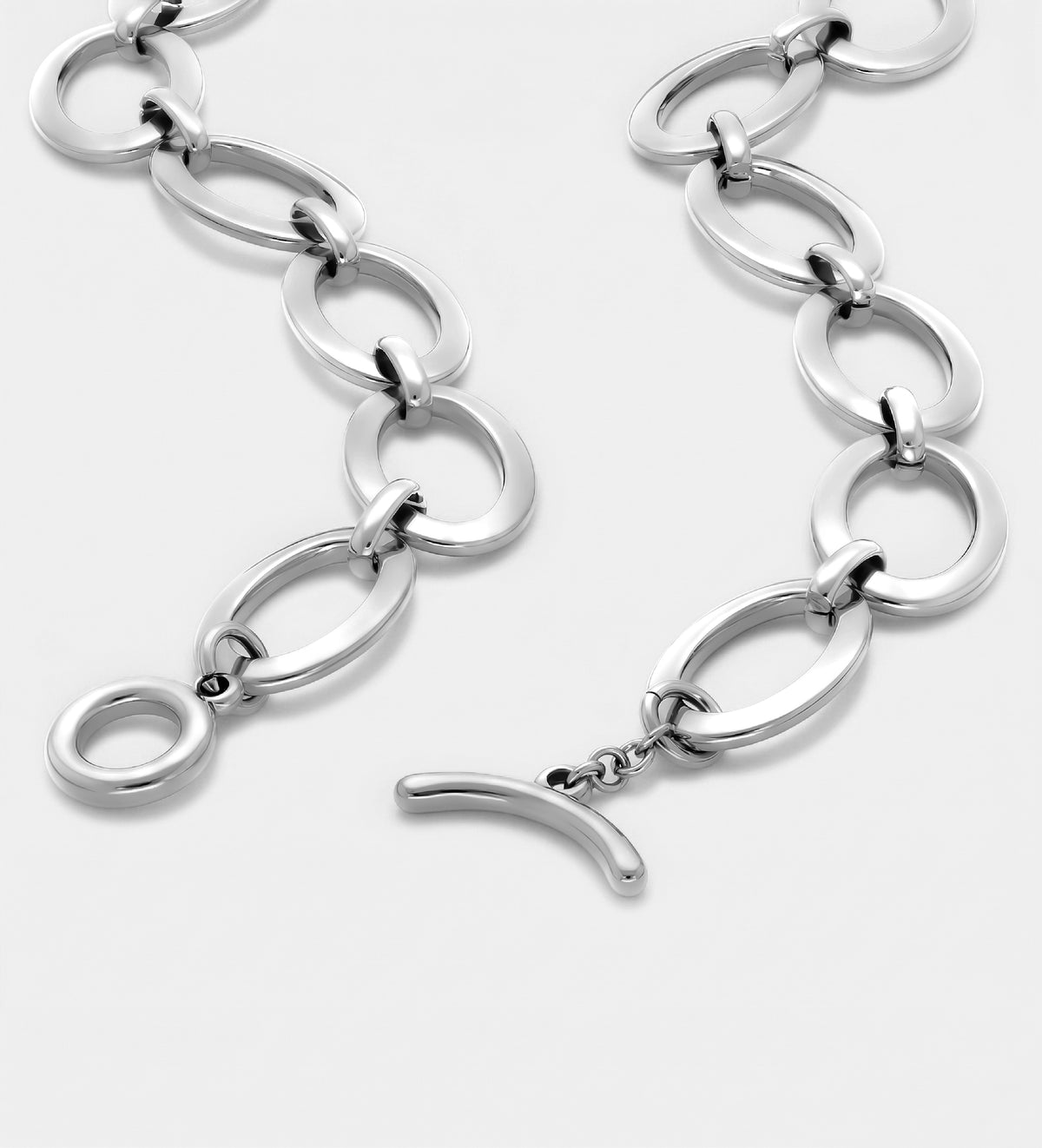 Oval Link Toggle Necklace in Silver - Ash & Harry